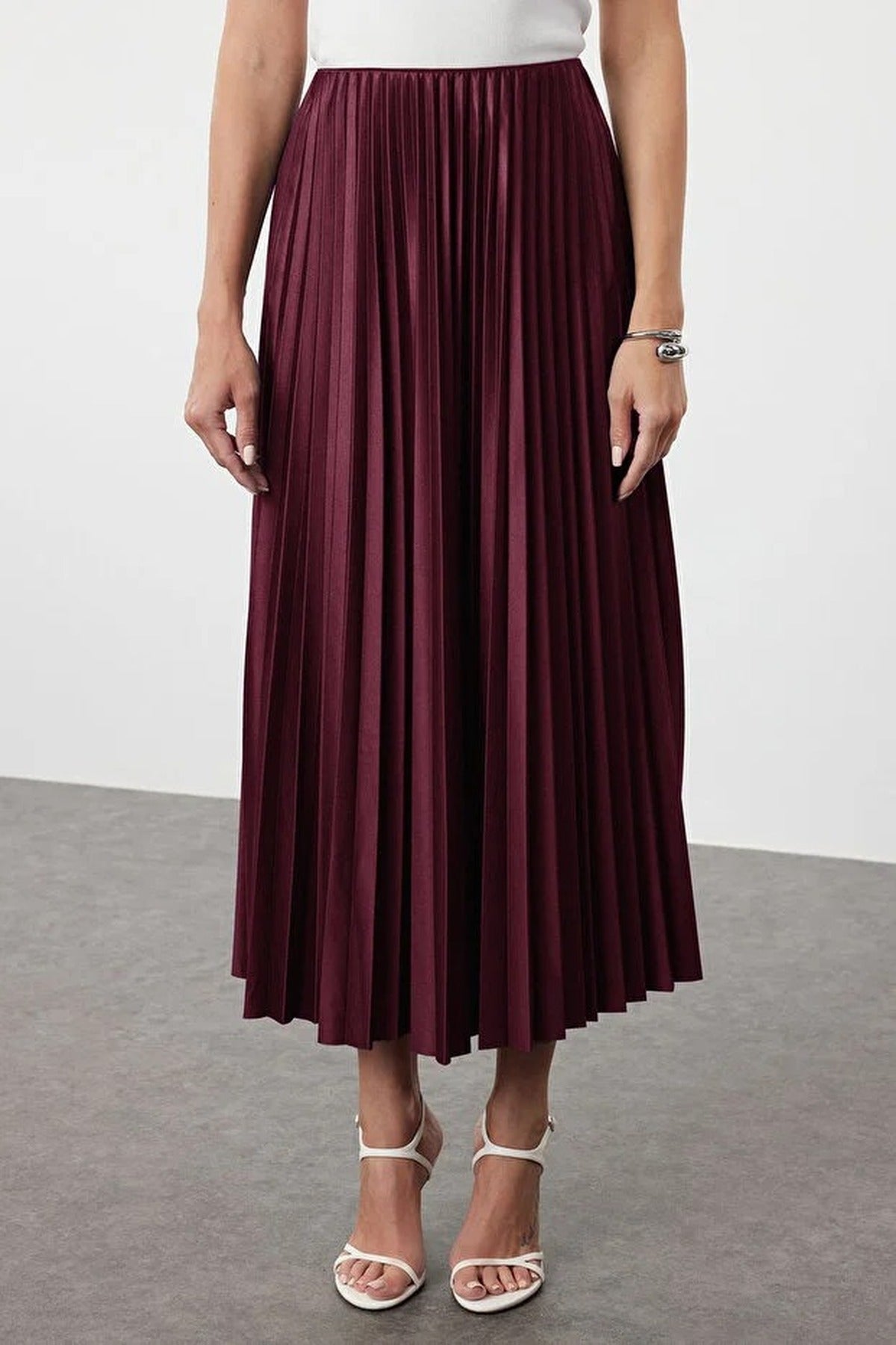 Pleated Maxi Stretch Knit Skirt