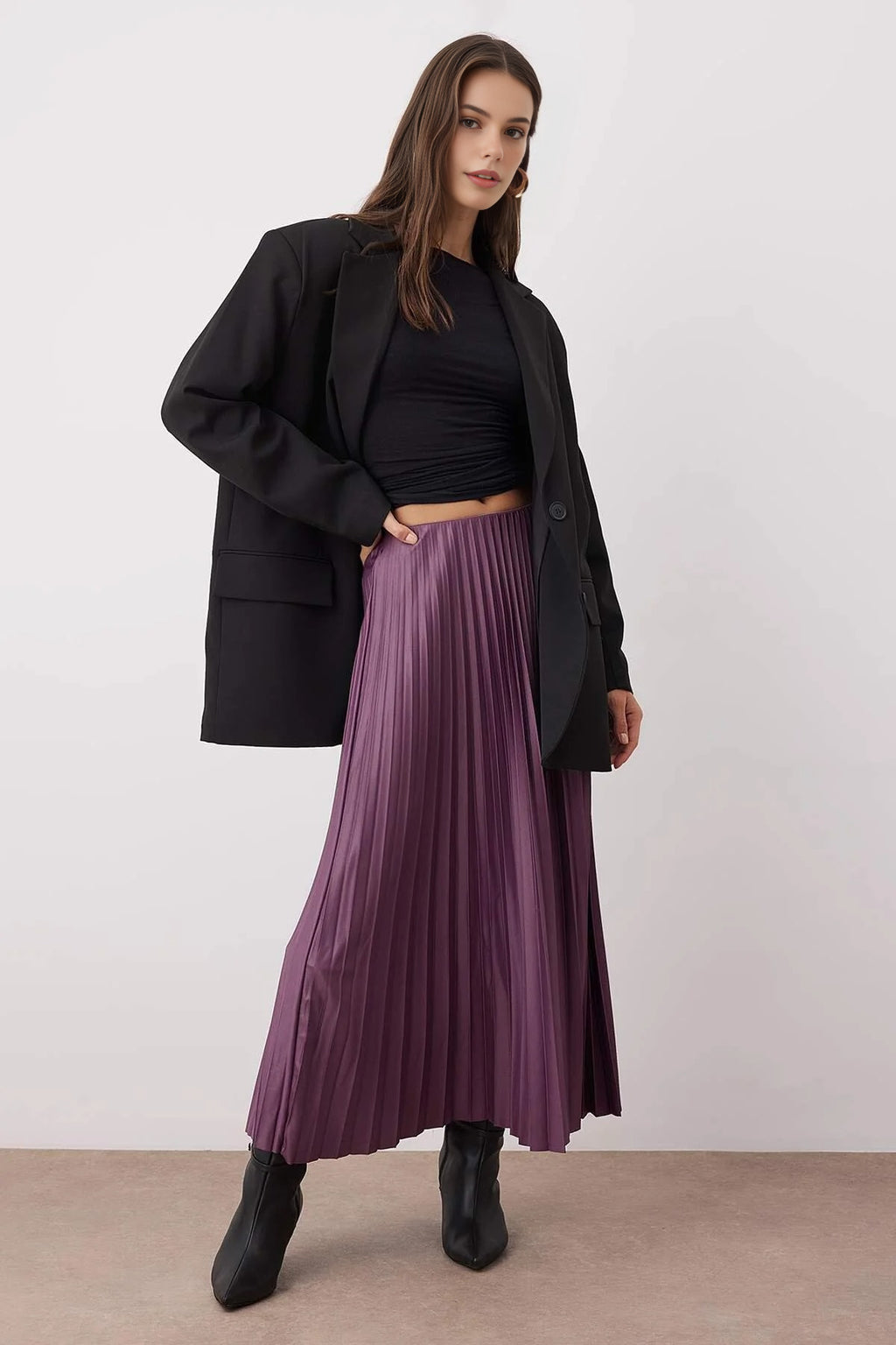 Pleated Maxi Stretch Knit Skirt