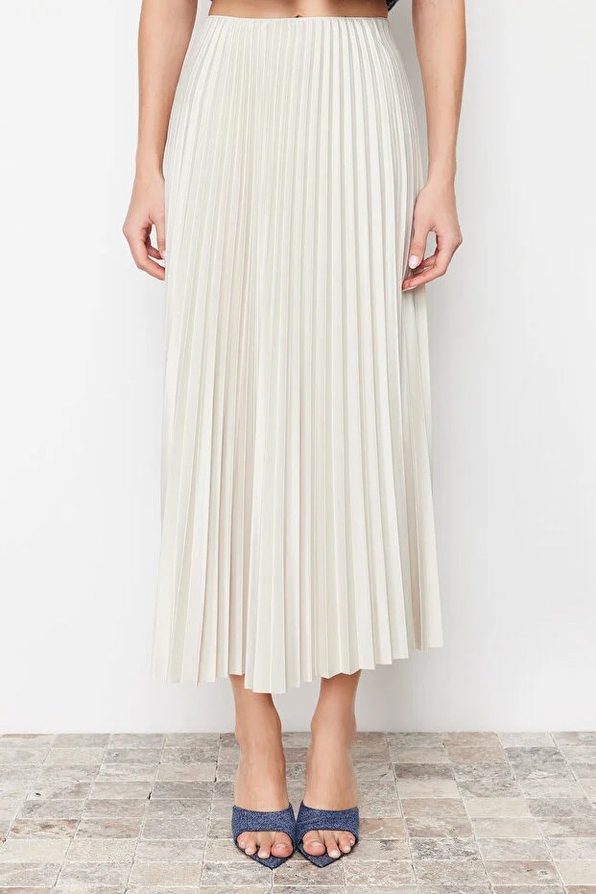 Pleated Maxi Stretch Knit Skirt