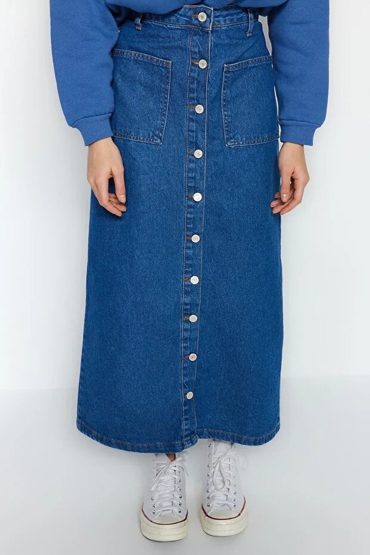 Double Pocket High Waist Maxi Denim Skirt with Button Detail