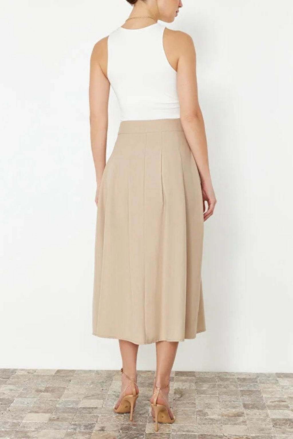 Midi Woven Skirt with Pleat and Buttons Detail