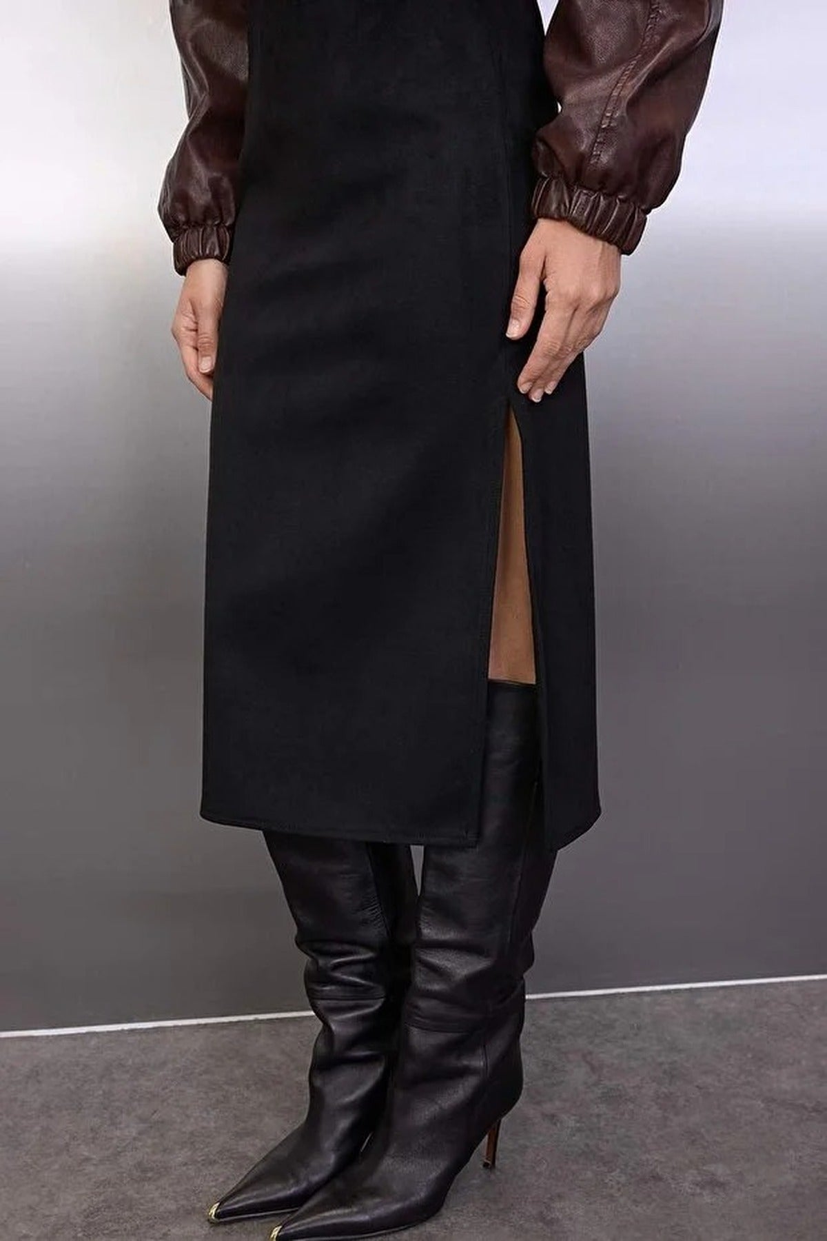 Suede Knit Midi Pencil Skirt with Slit