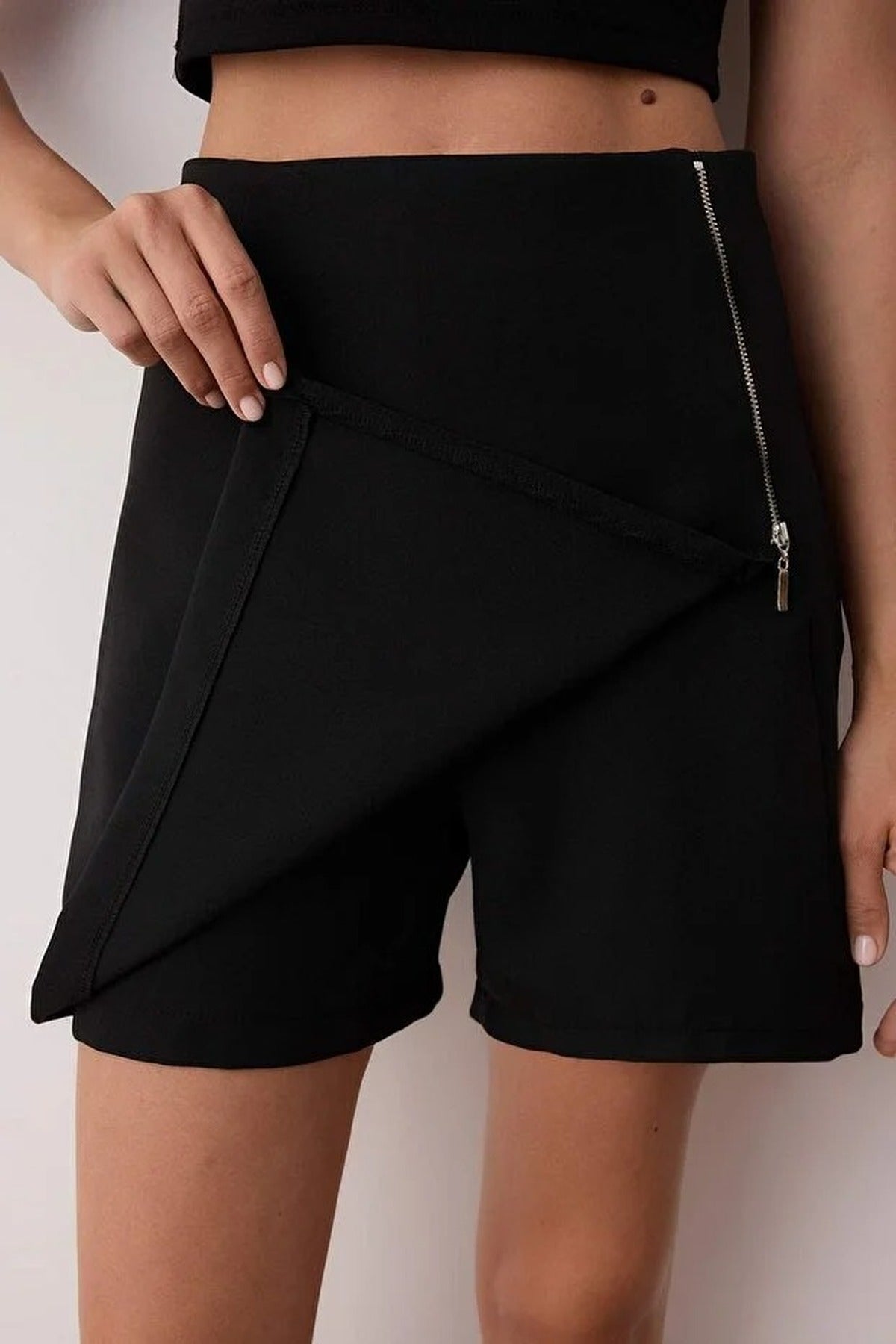 Woven Short Skirt with Zipper Detail