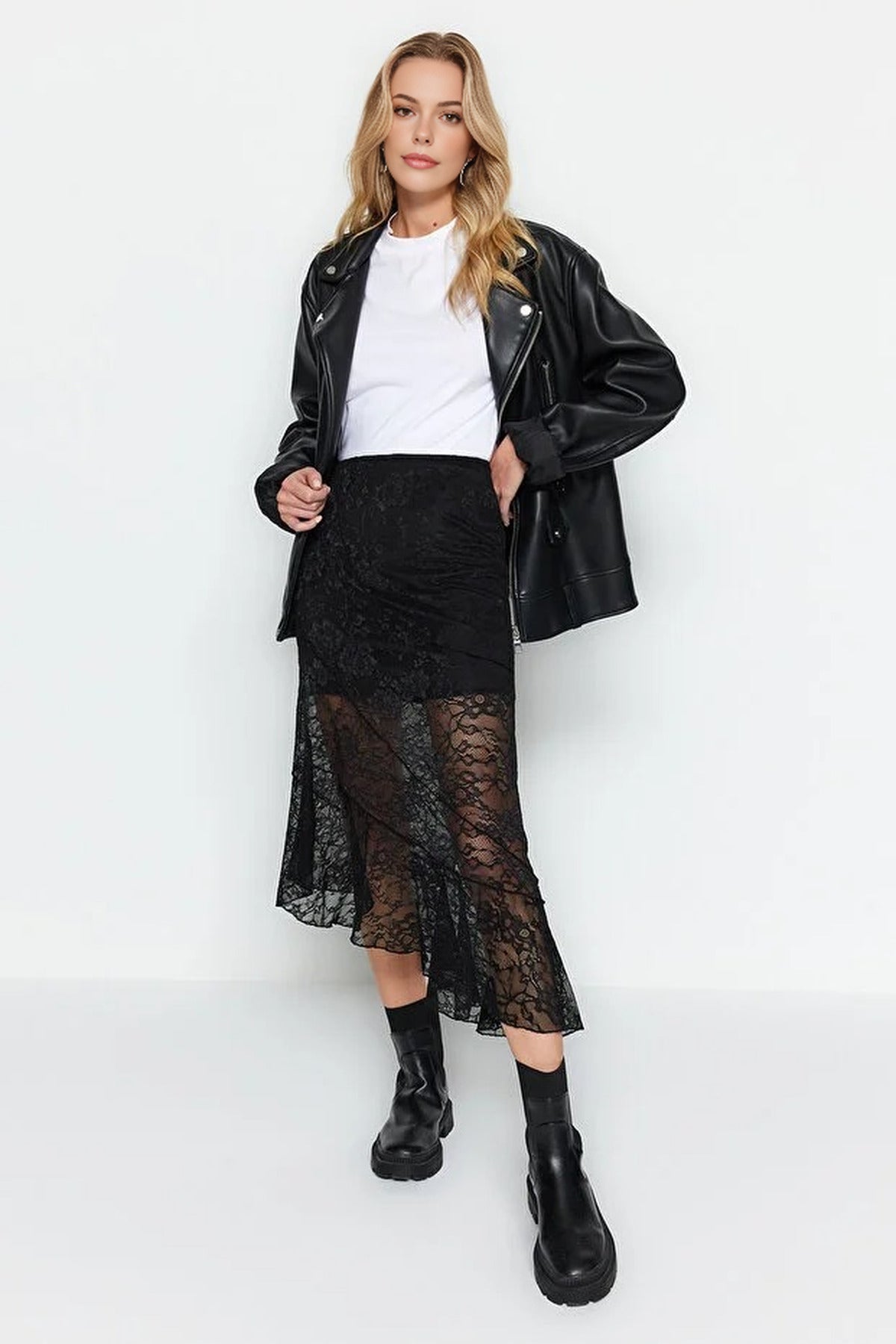 Asymmetrical Midi Lined Lace Knit Skirt