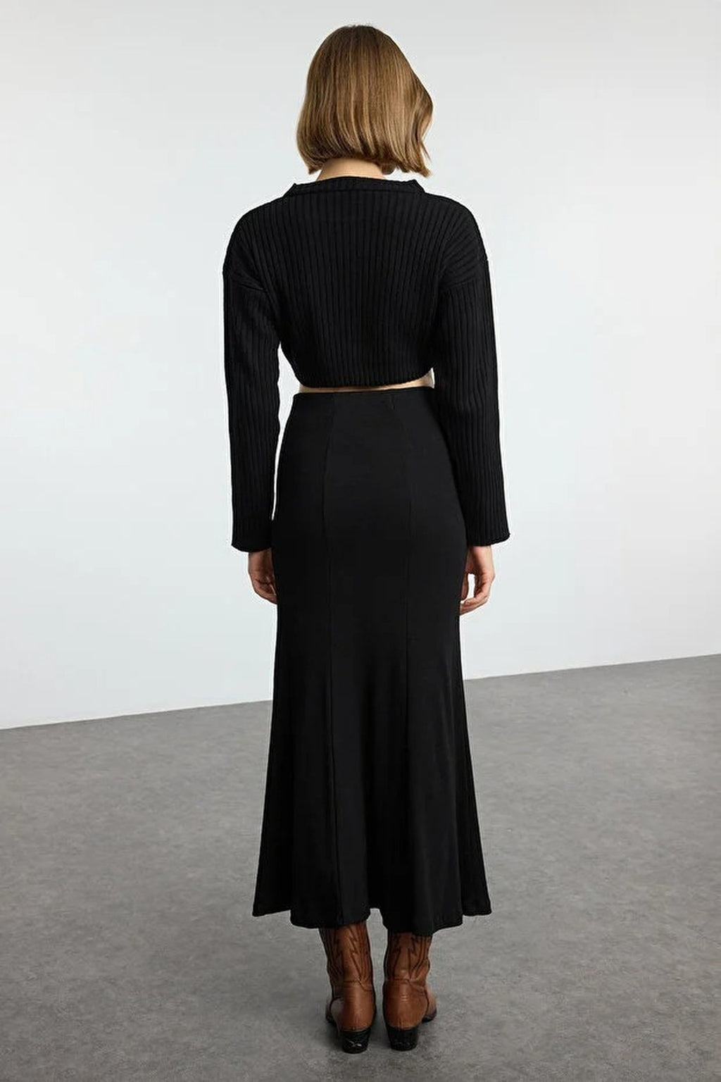 Maxi Flexible Fishtail Skirt with Stitching Details