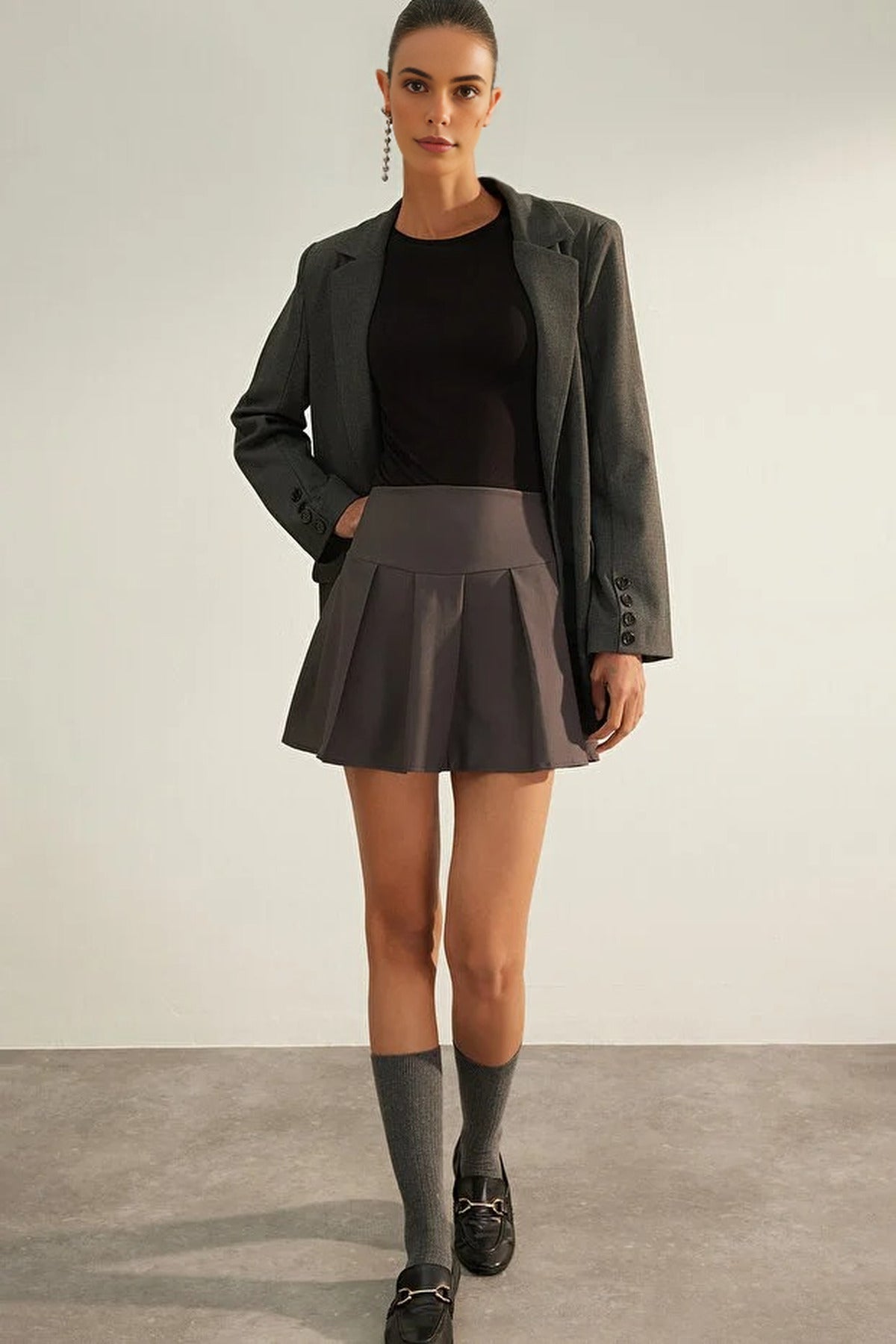 Premium Pleated Mini Woven Skirt