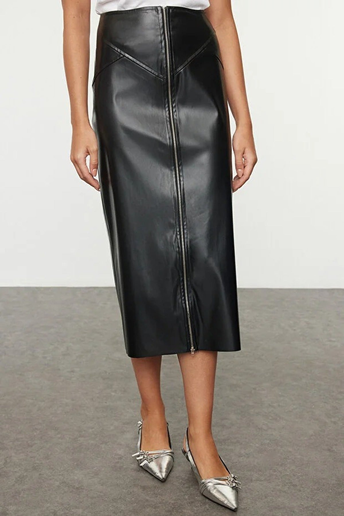 Midi Shiny Faux Leather Woven Skirt with Zipper Detail