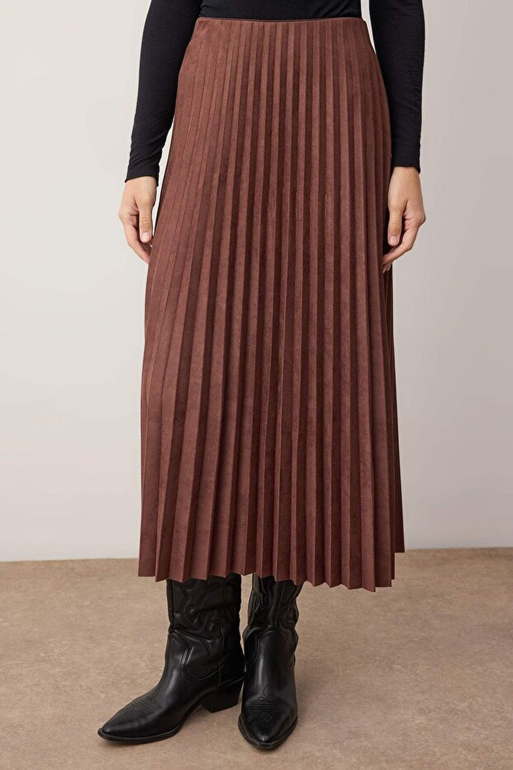 Suede A-line Pleated Maxi Stretch Knit Skirt