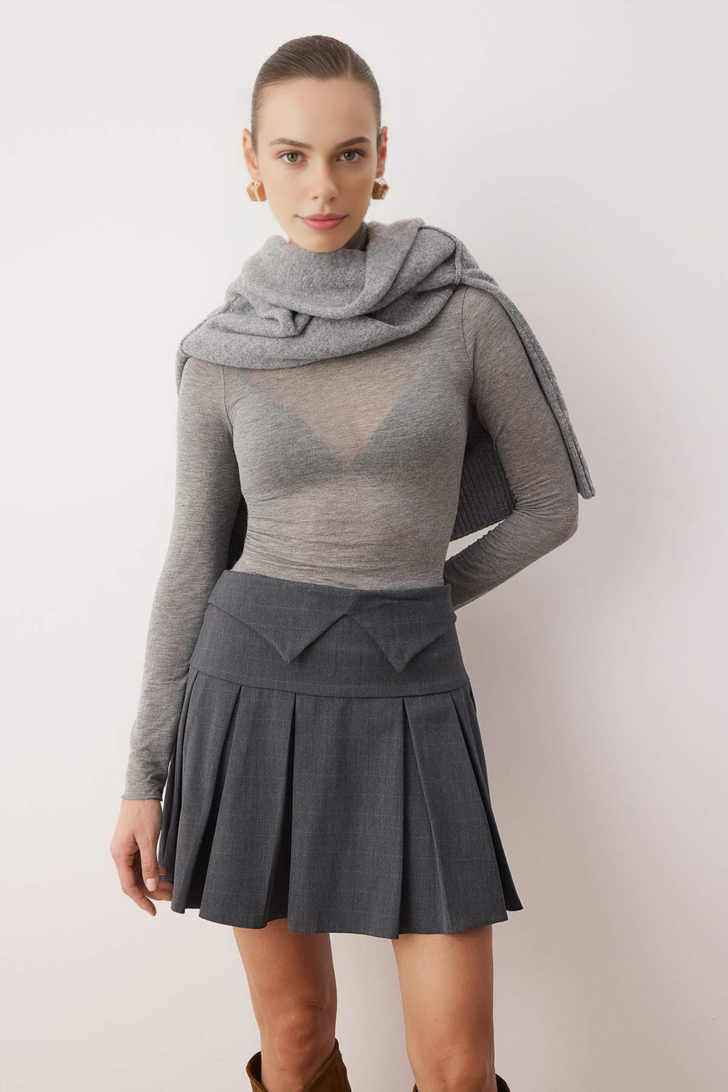 Waist Detail Pleated Mini Skirt