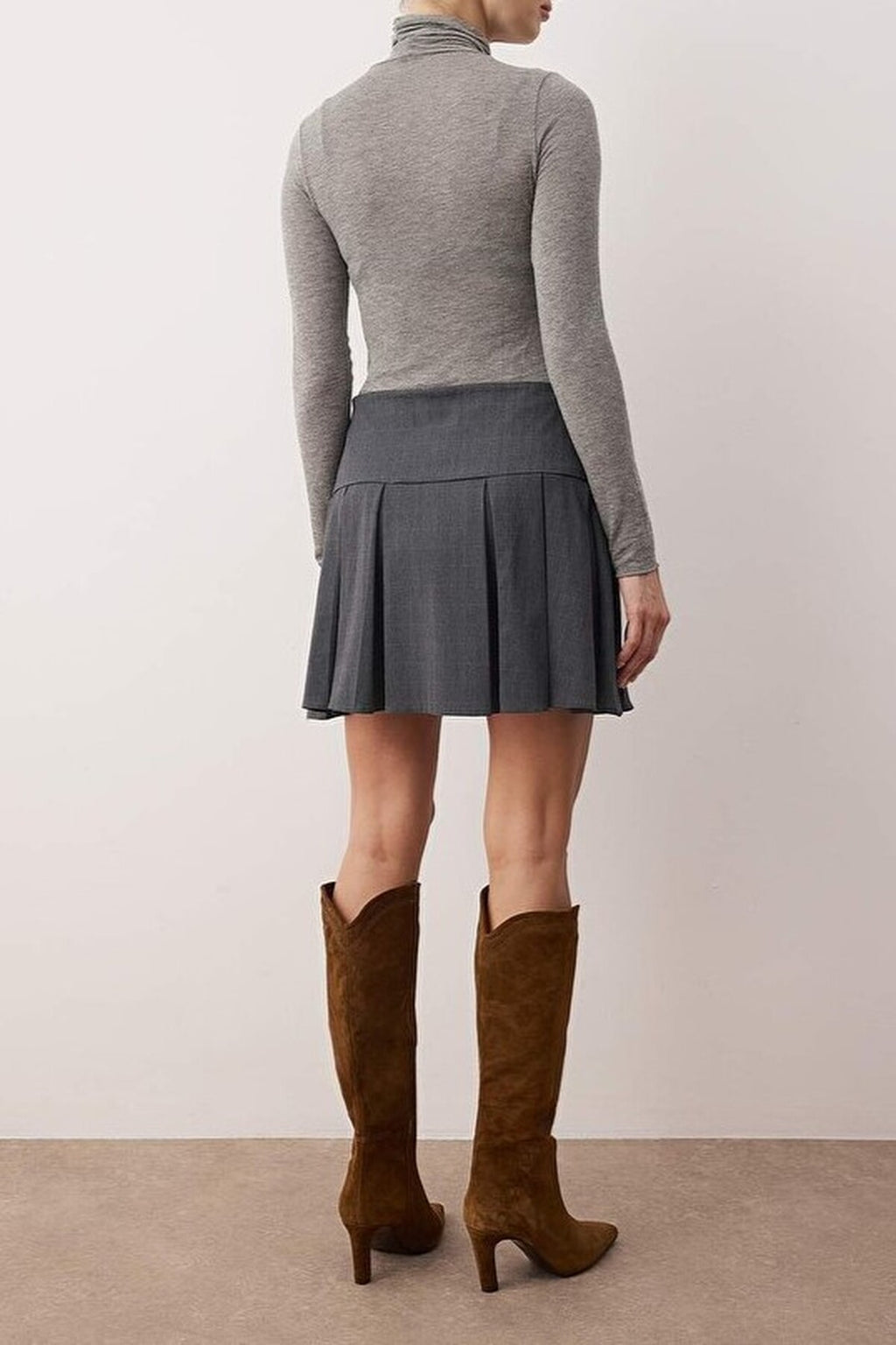 Waist Detail Pleated Mini Skirt