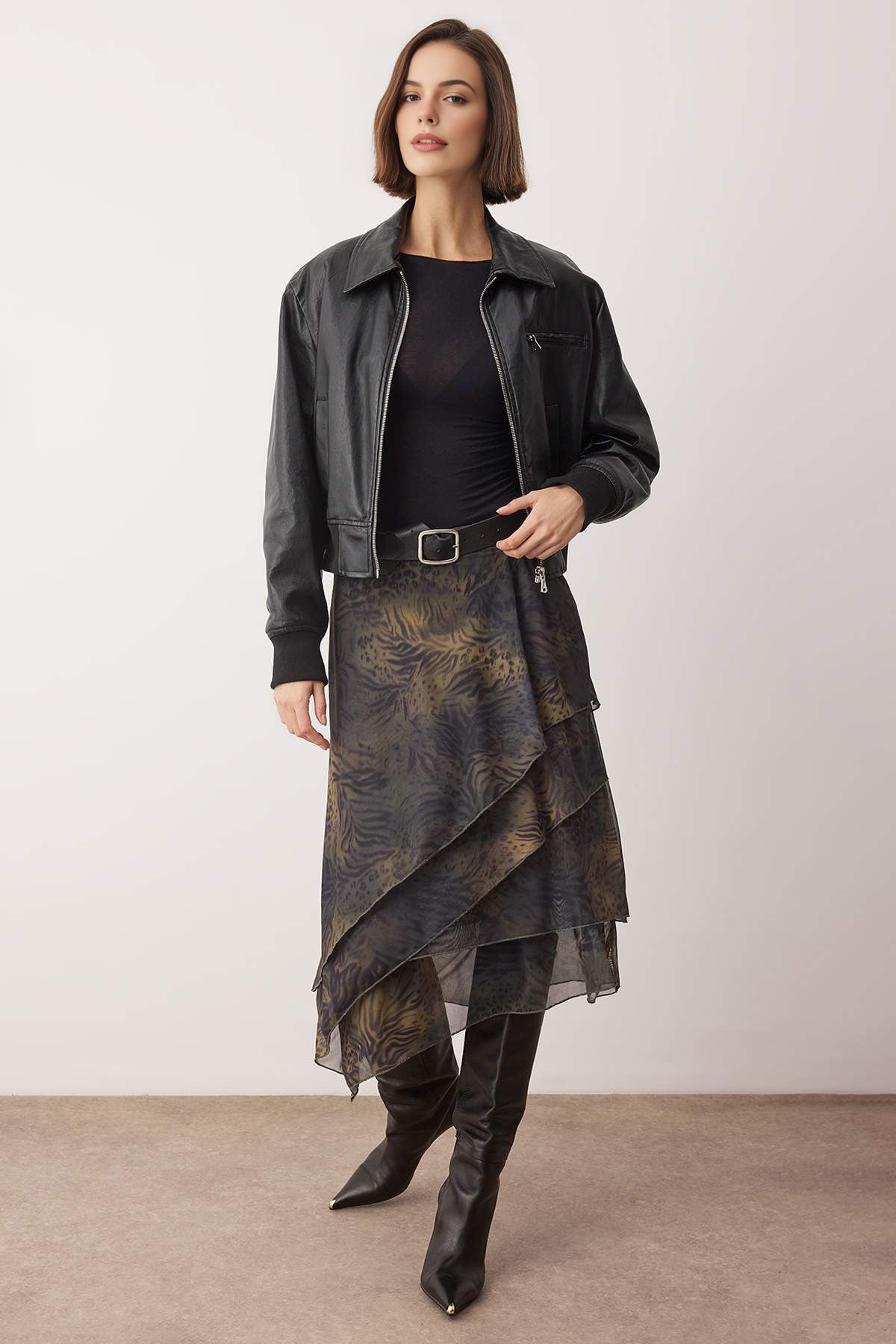 Ruffled Abstract Pattern Knitted Skirt