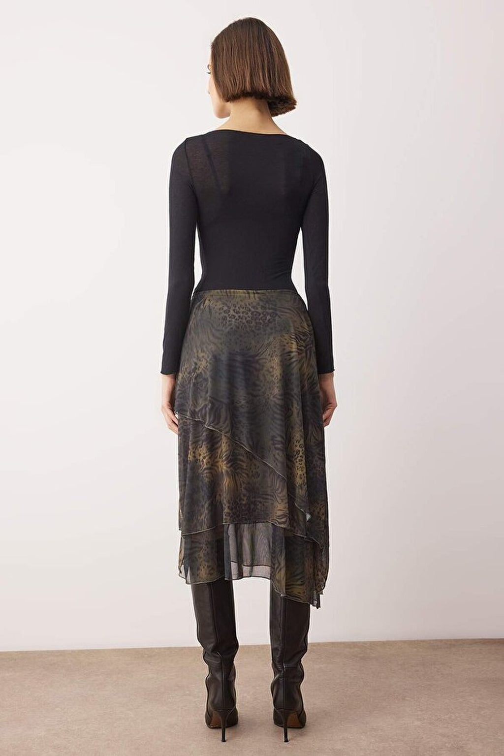Ruffled Abstract Pattern Knitted Skirt