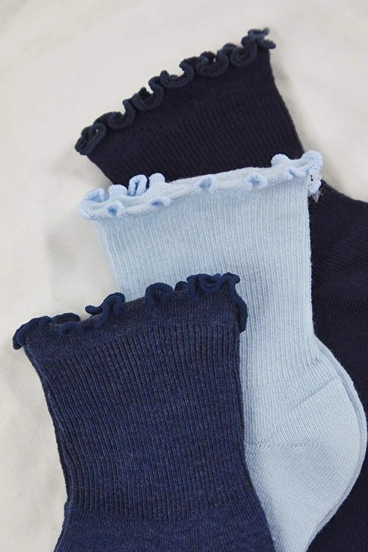 3-Pack Cotton Elastic Knit Socks with Lettuce Detail
