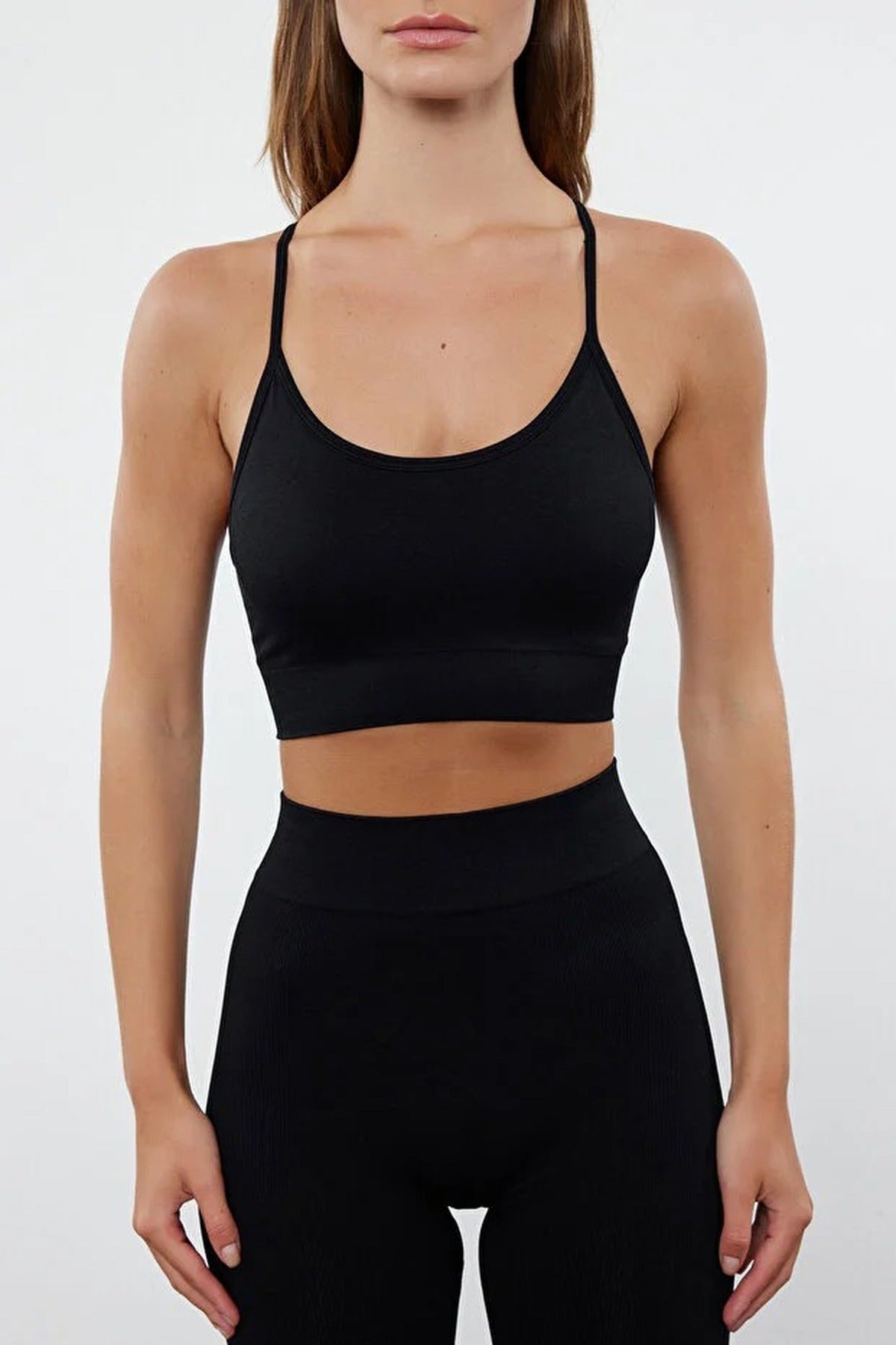 Seamless Supportive Knitted Sports Bra with Adjustable Straps