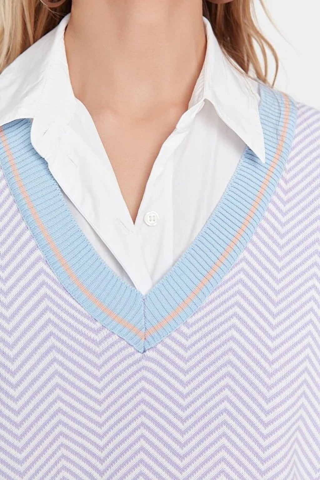 V-Neck Geometric Patterned Knit Sweater