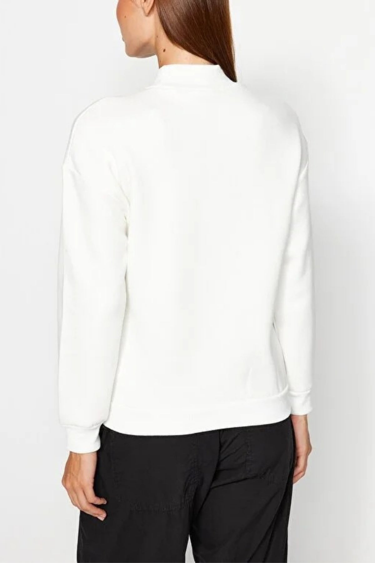 Stand-up Collar Knit Sweatshirt with Fleece Inside and Embroidered Slogan