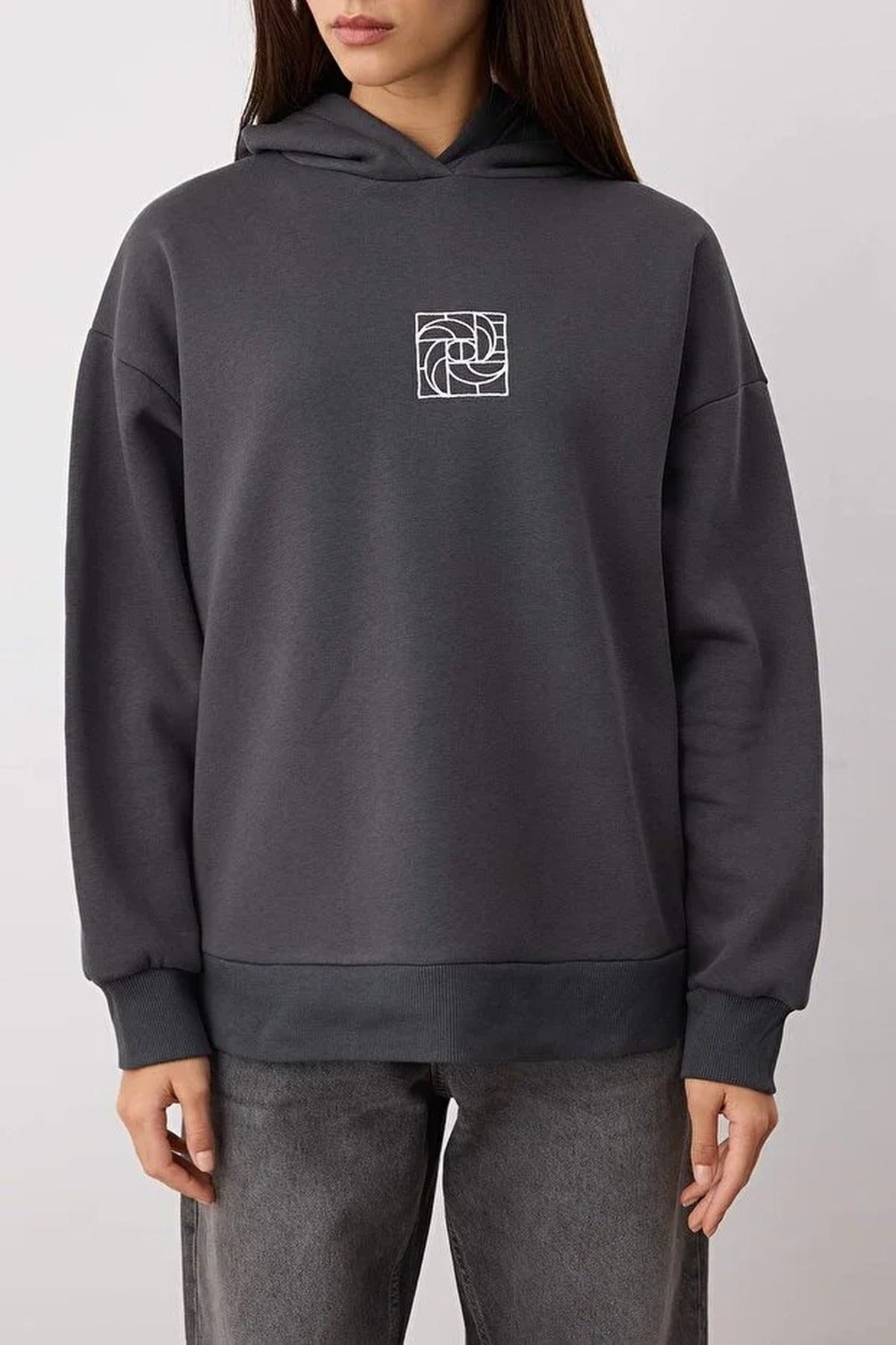 Oversize Embroidered Fleece Knit Sweatshirt