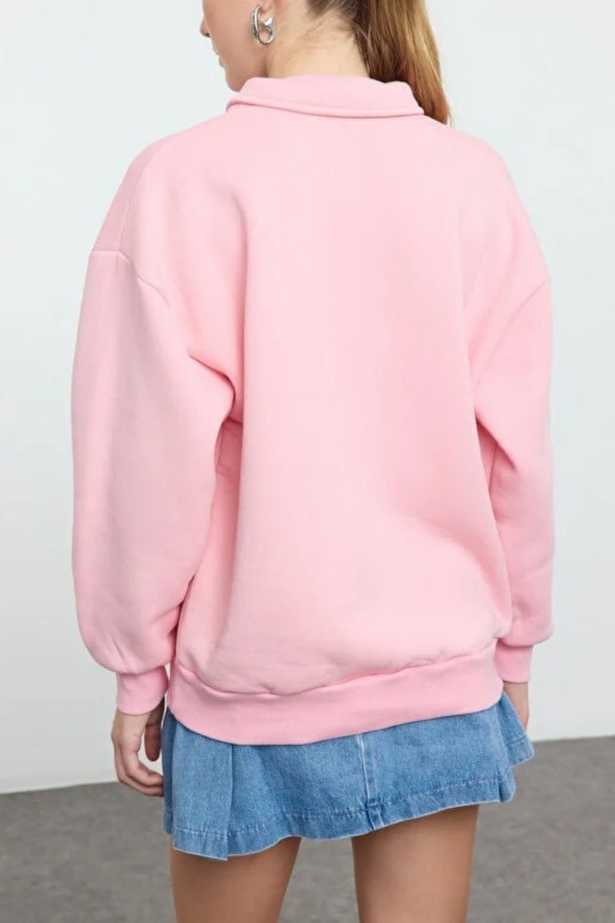 Shirt Collar Slogan Embroidered Polar Fleece Knit Sweatshirt