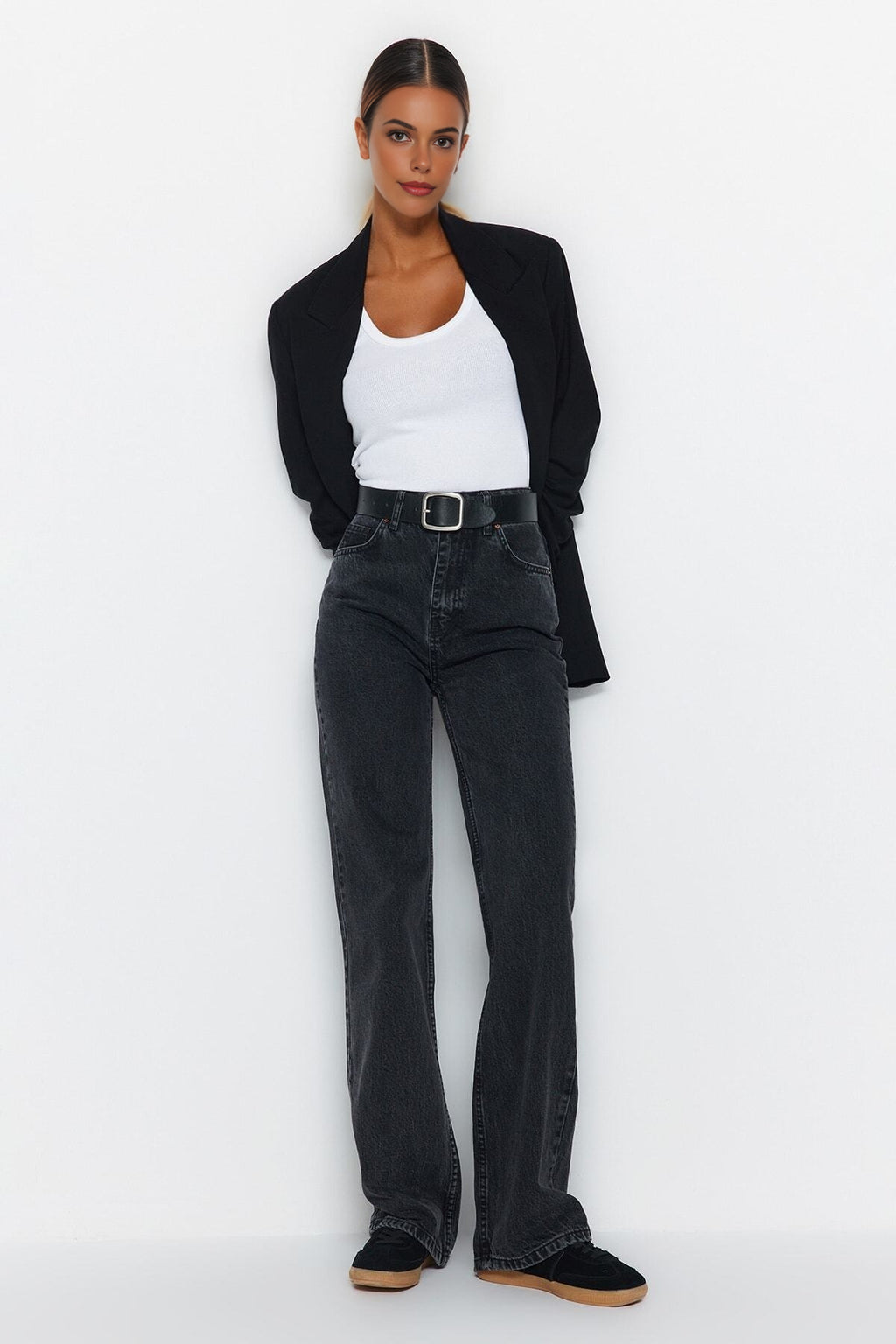 Faded Effect Vintage High-Waisted Wide Leg Jeans