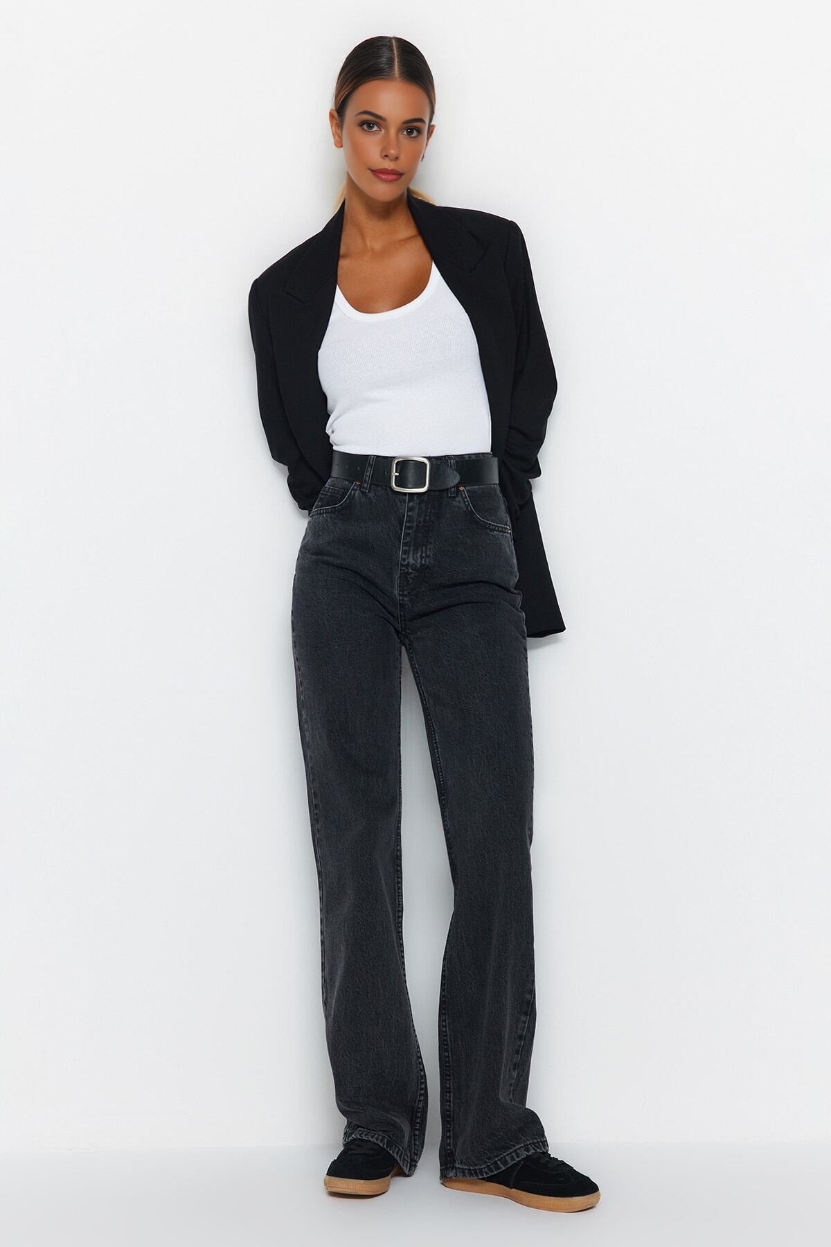 Faded Effect Vintage High-Waisted Wide Leg Jeans