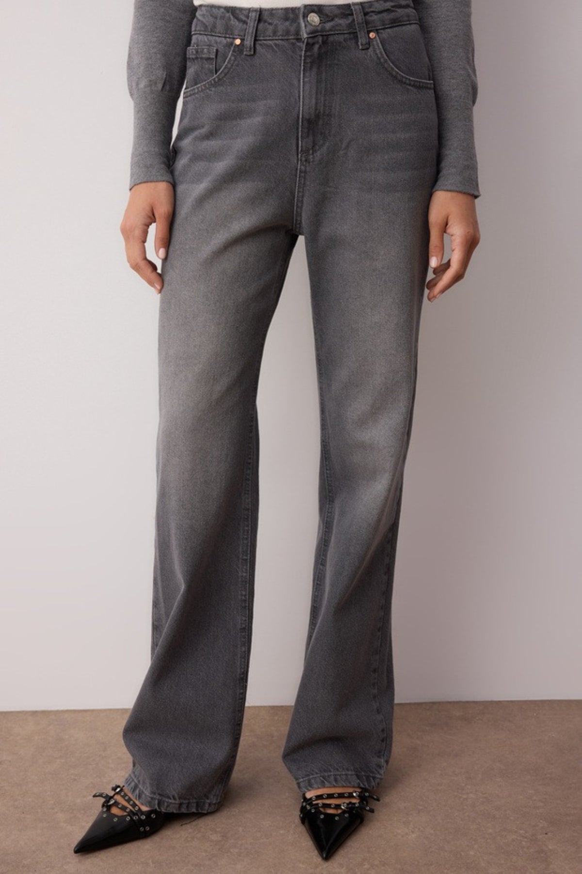 Faded Effect Vintage High-Waisted Wide Leg Jeans