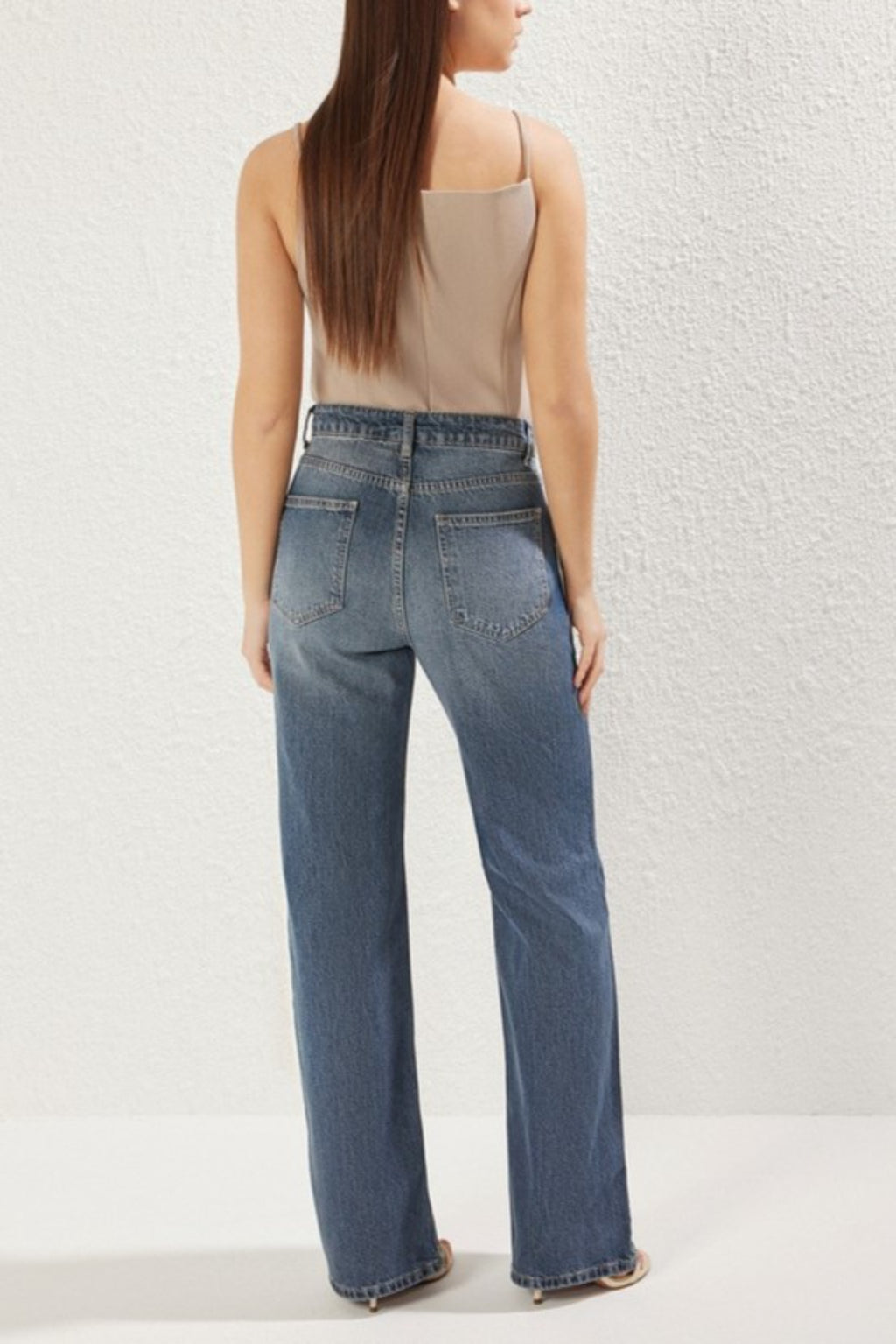 Faded Effect Vintage High-Waisted Wide Leg Jeans