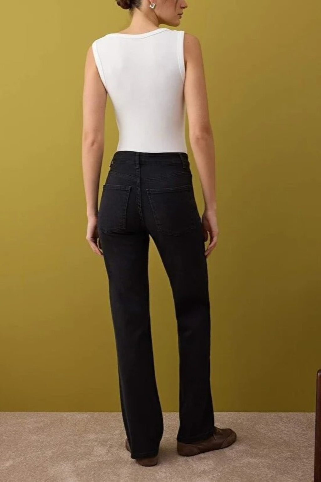 Normal Waist Straight Leg Comfort Jeans