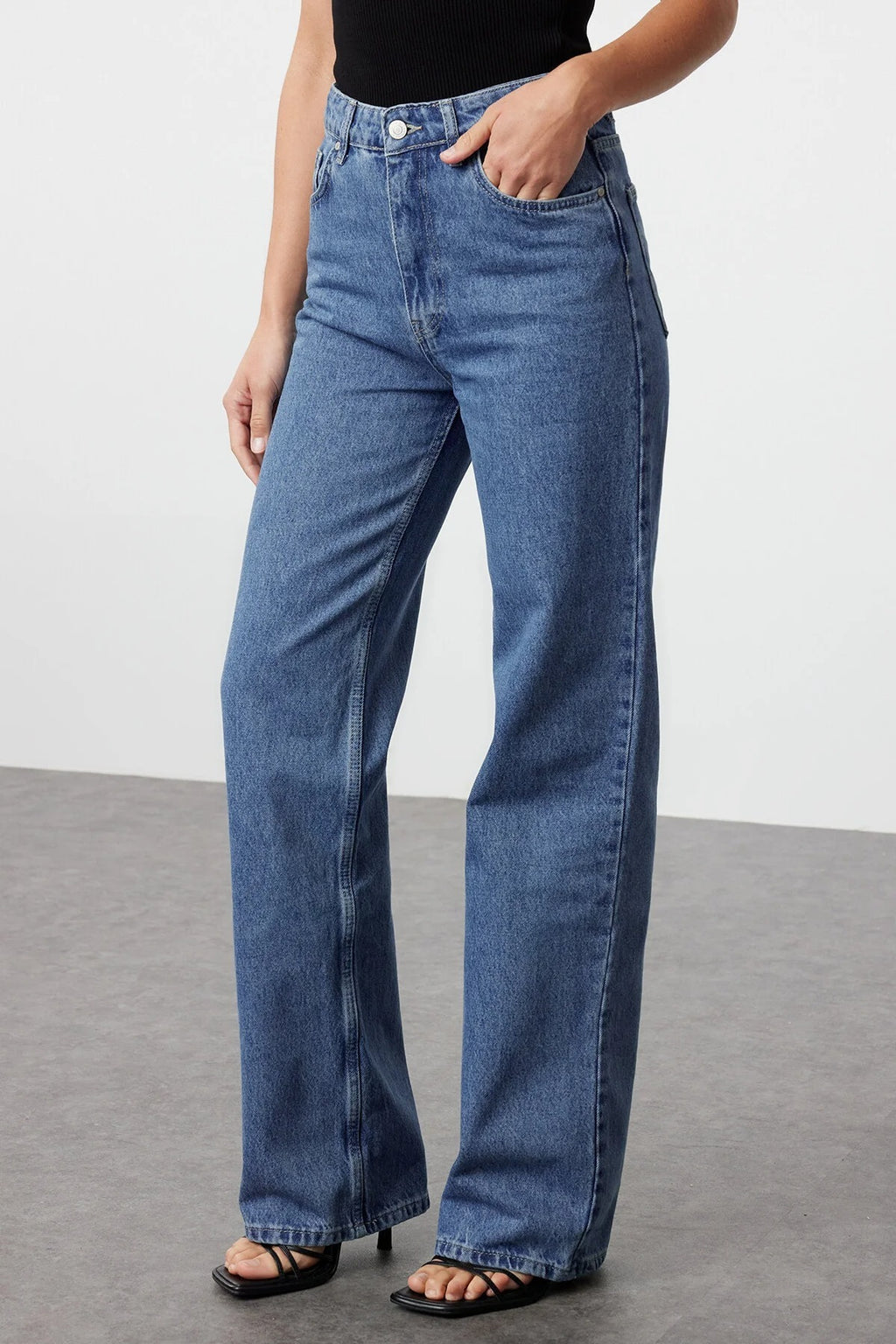 High Waist Wide Leg Jeans