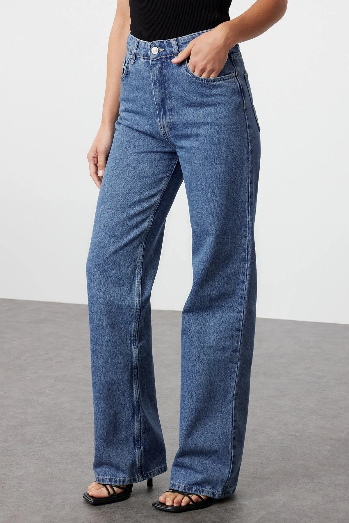 High Waist Wide Leg Jeans