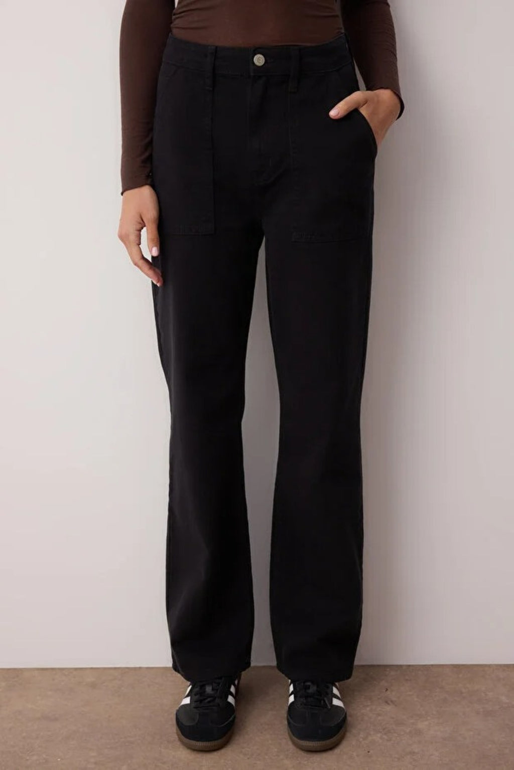 High Waist Wide Leg Jeans with Pocket Details