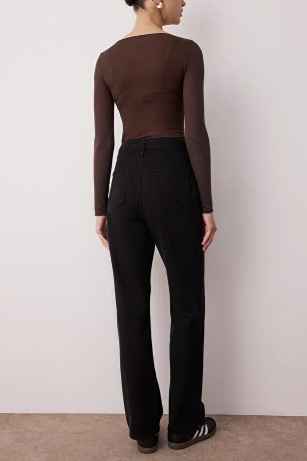 High Waist Wide Leg Jeans with Pocket Details