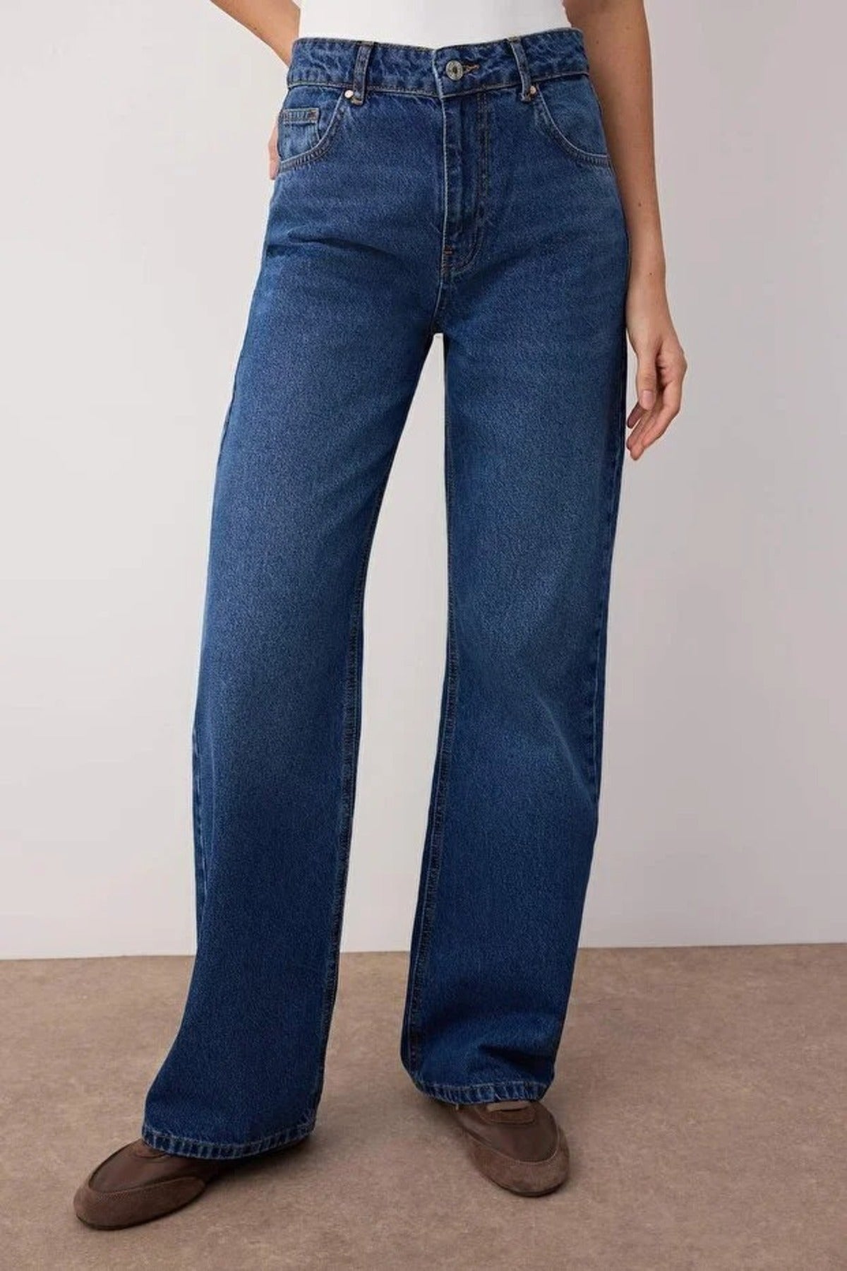 High Waist Wide Leg Jeans