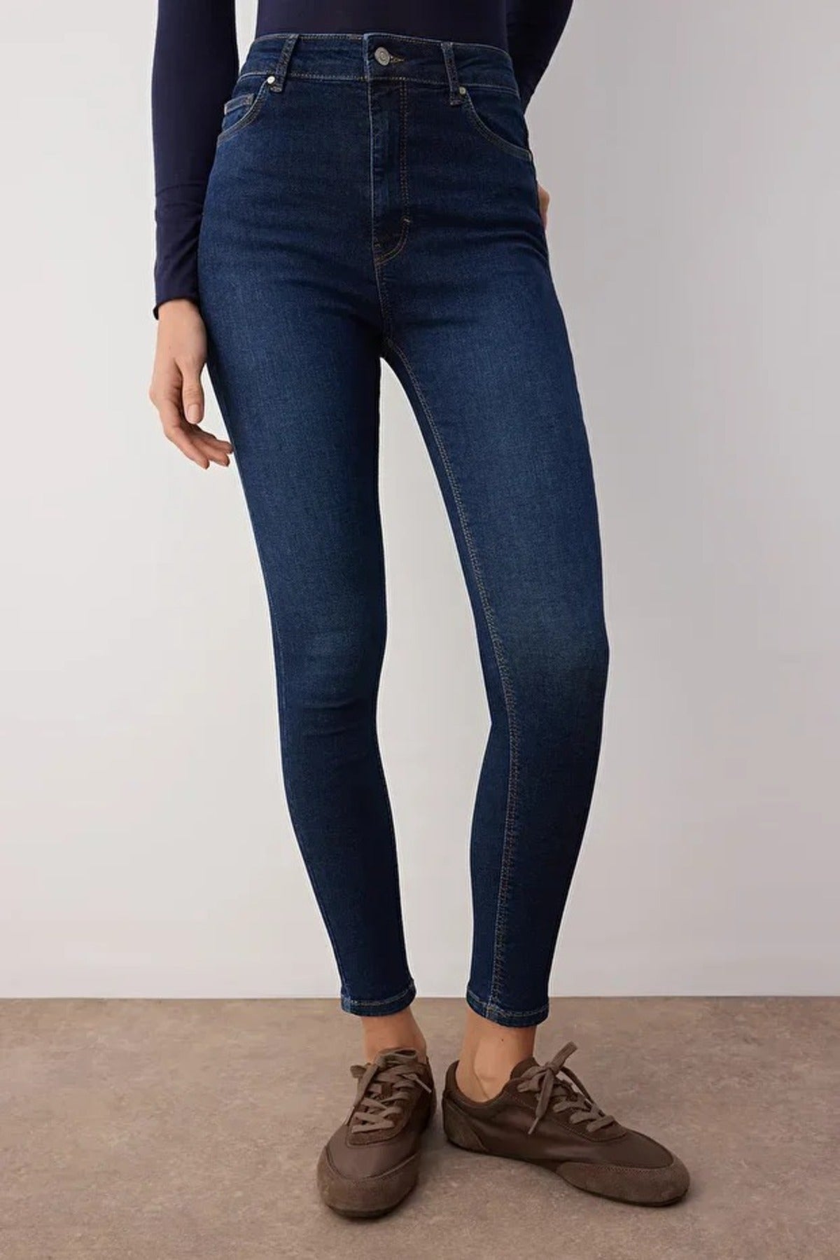 Fitted High Waist Skinny Jeans