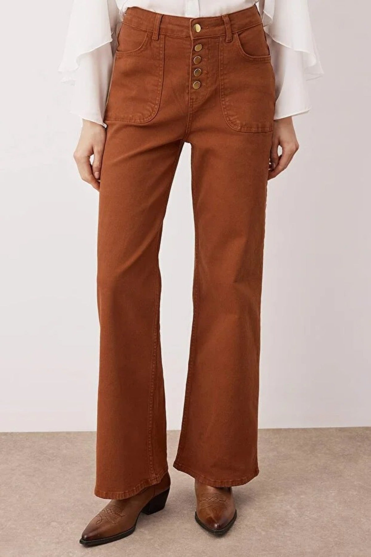 Button Detailed High Waist Wide Leg Comfort Jeans