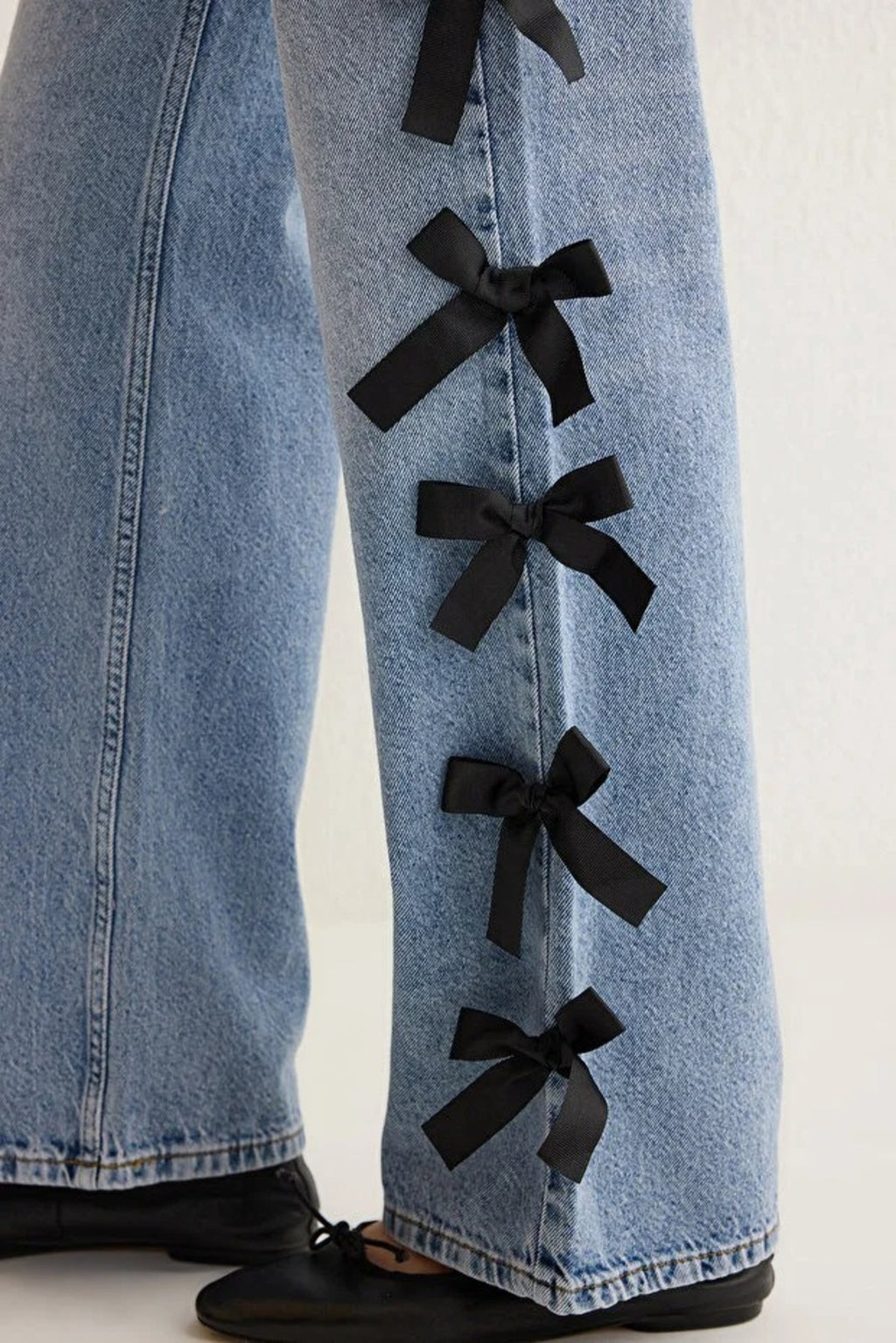 Ribbon/Bow Detailed Normal Waist Wide Leg Jeans