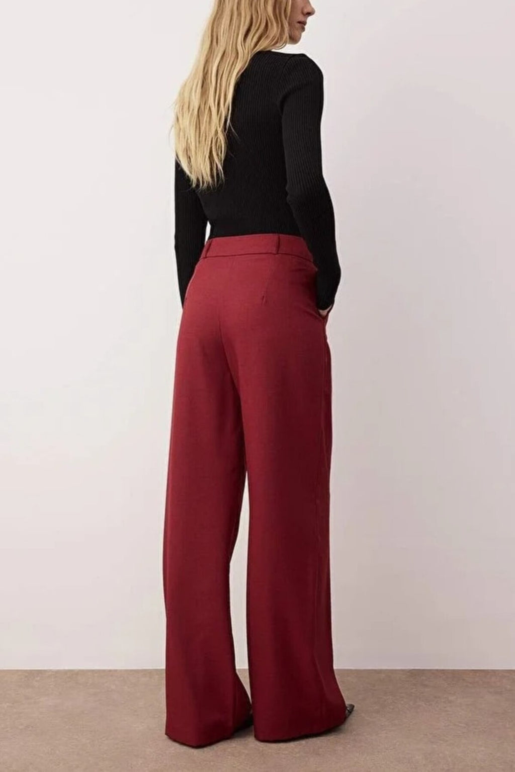 Wide Leg Pleated Trousers