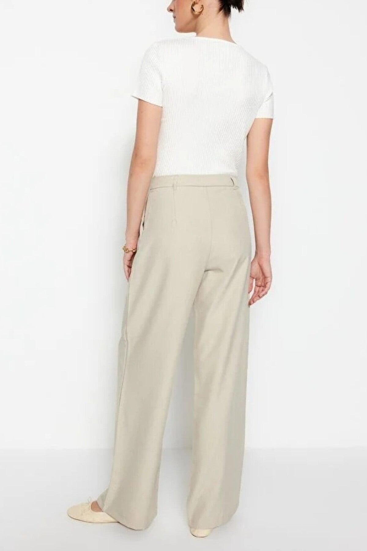 Wide Leg Pleated Trousers