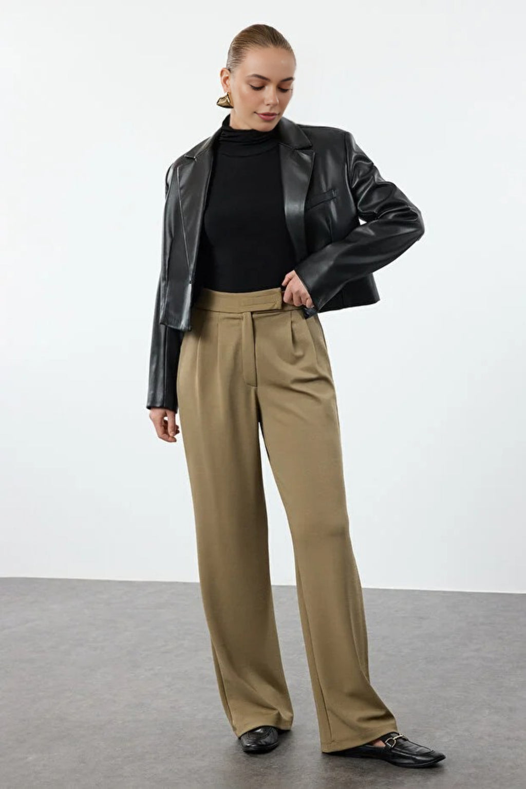 High Waist Pleated Wide Leg Trousers with Velcro Closure