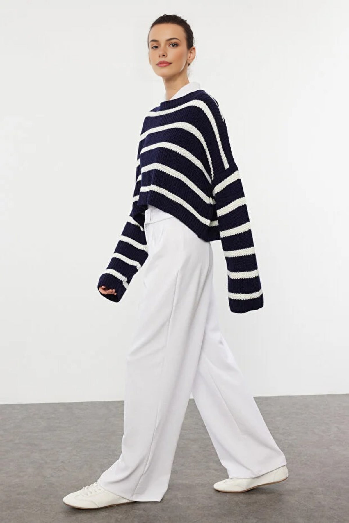 High Waist Pleated Wide Leg Trousers with Velcro Closure