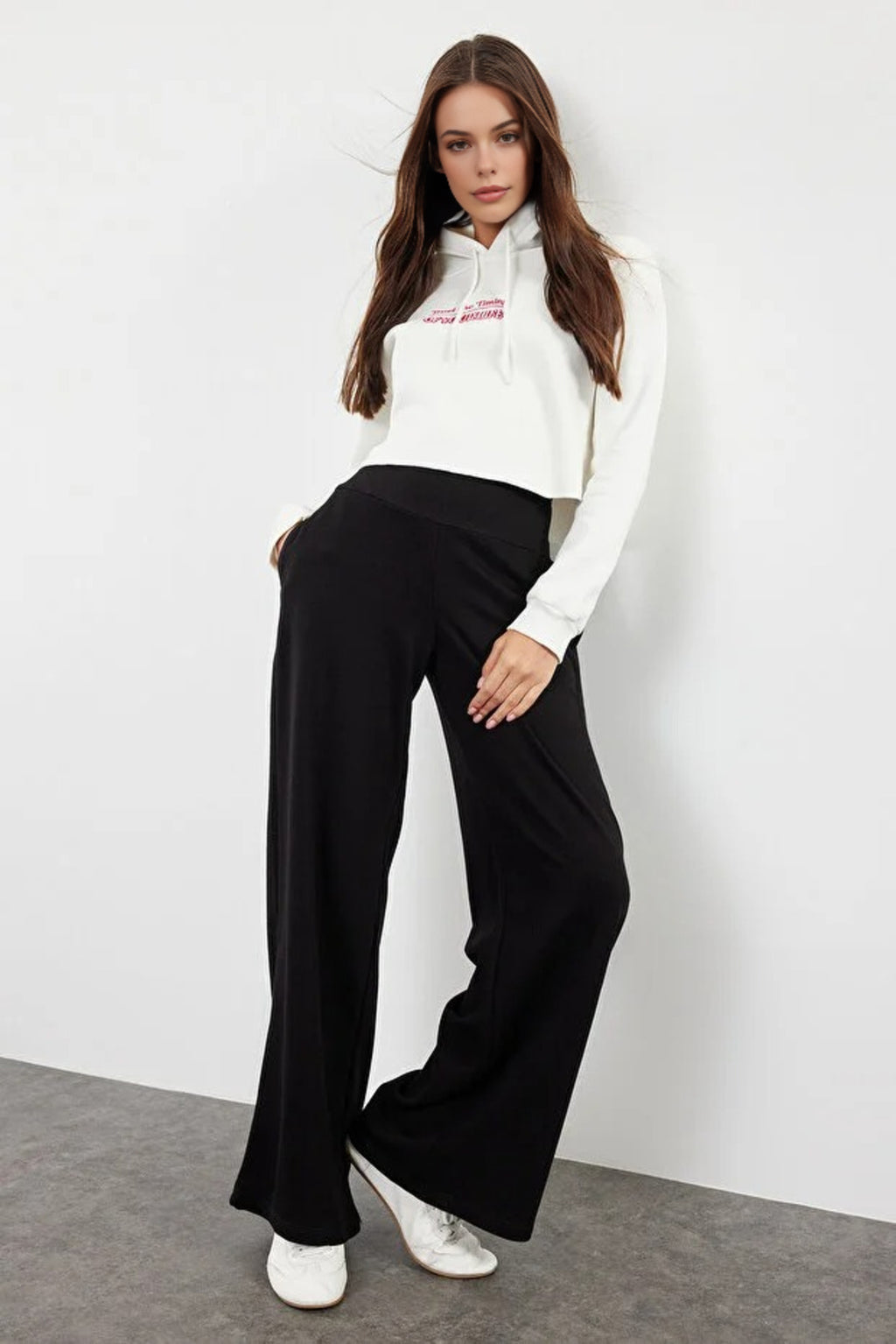 Slim Extra High Waist Wide Leg Trousers