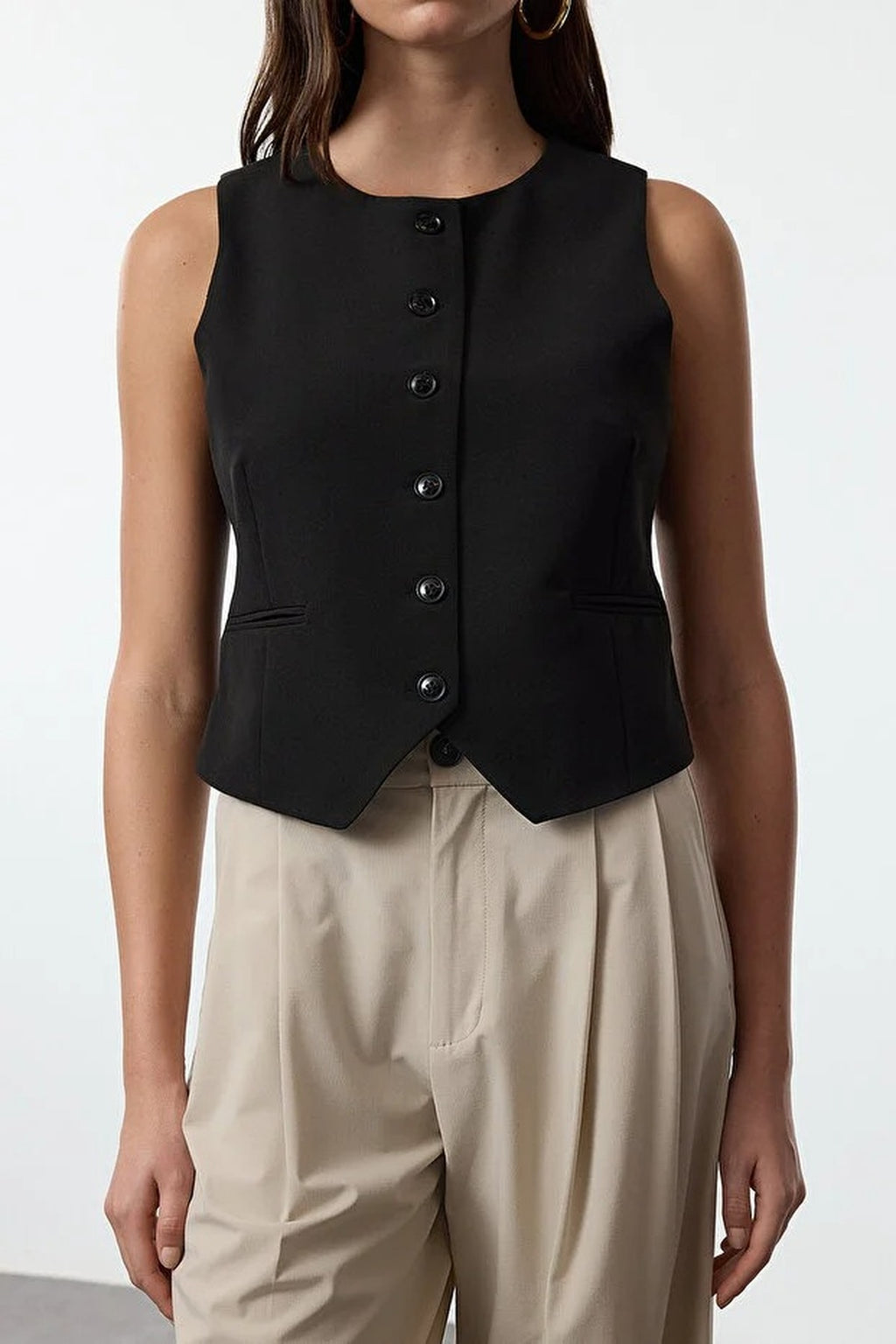 Fitted Crop Woven Vest