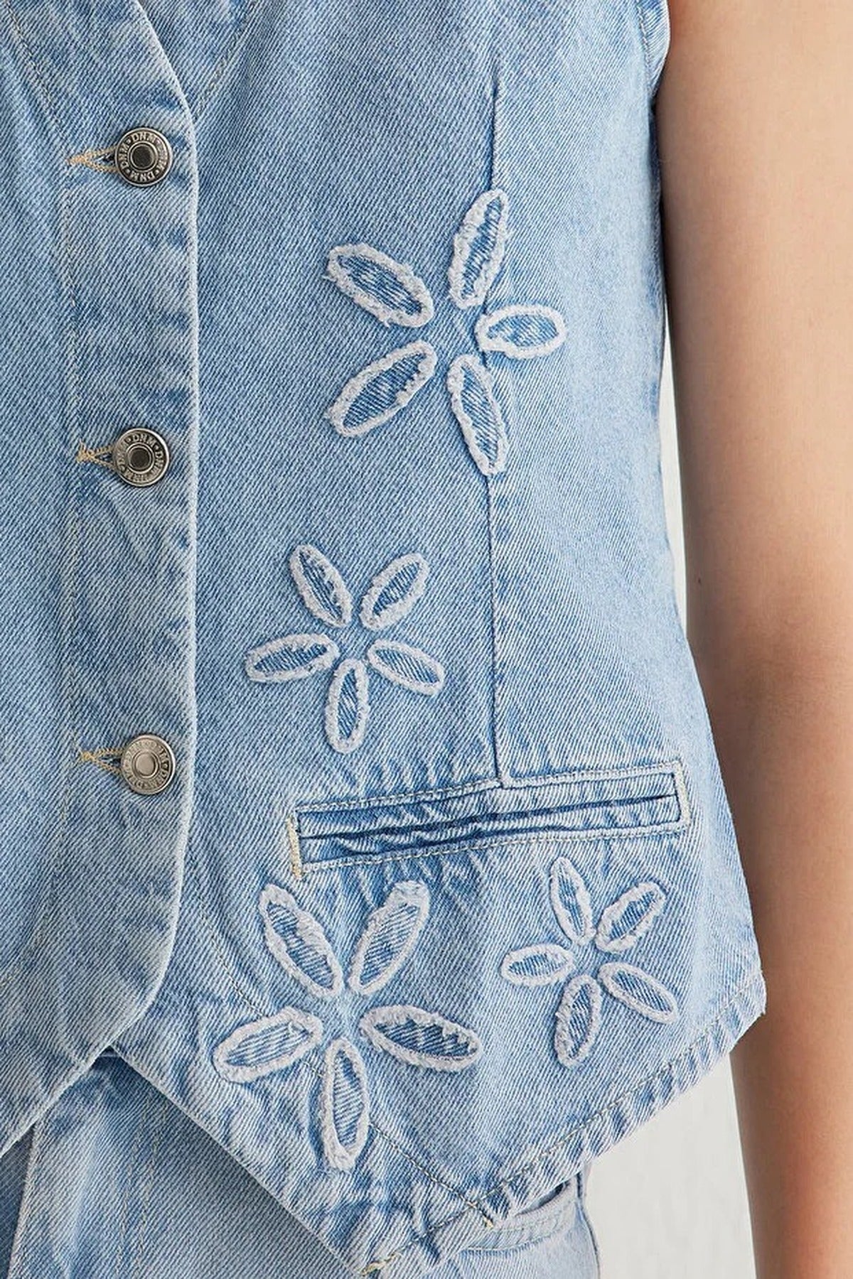 Floral Embroidered V-Neck Denim Vest