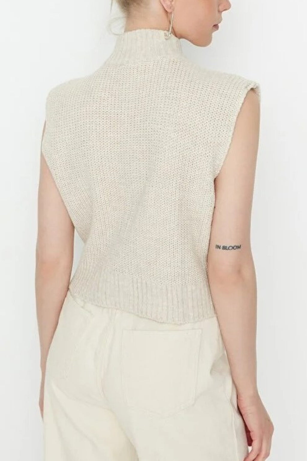 Crop Zippered Basic Knit Vest