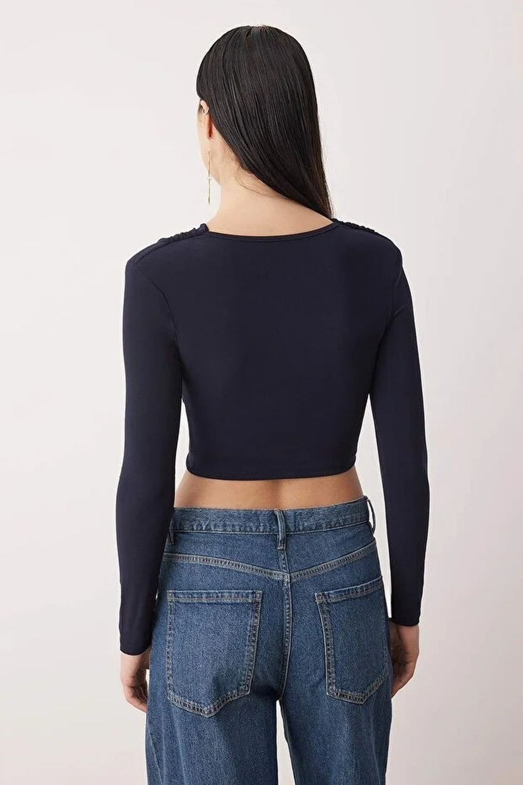 Buckle Detail V-Neck Knit Party Blouse