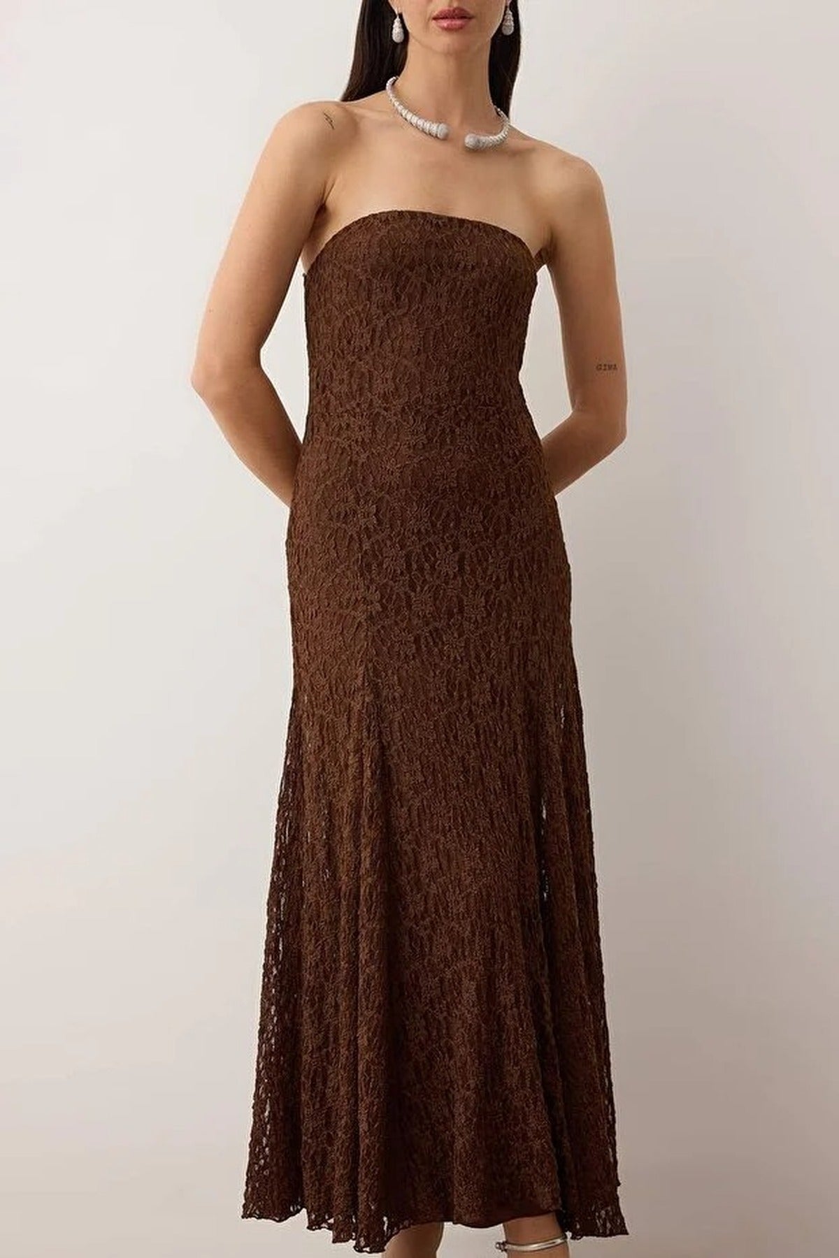 Lace Strapless Midi Lined Dress