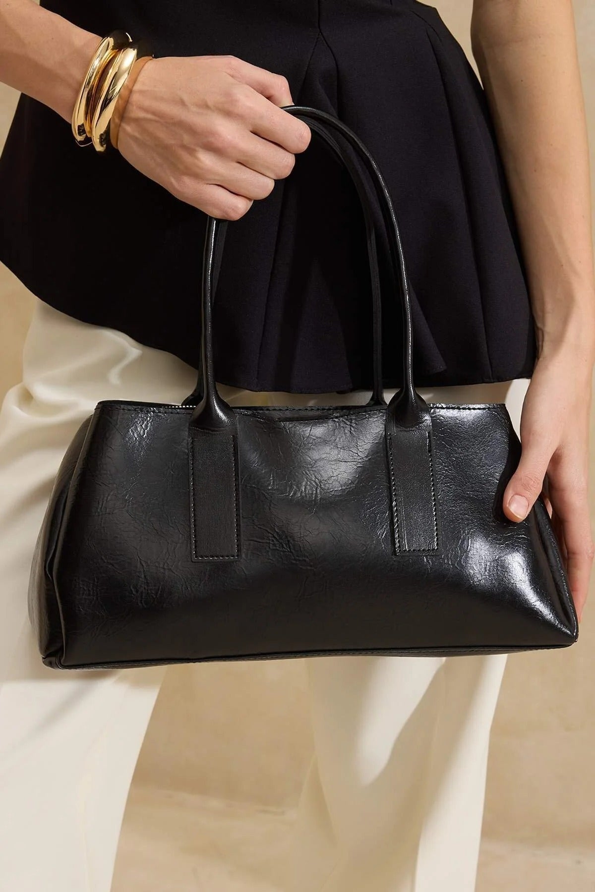 Women's Medium Size Shoulder Bag