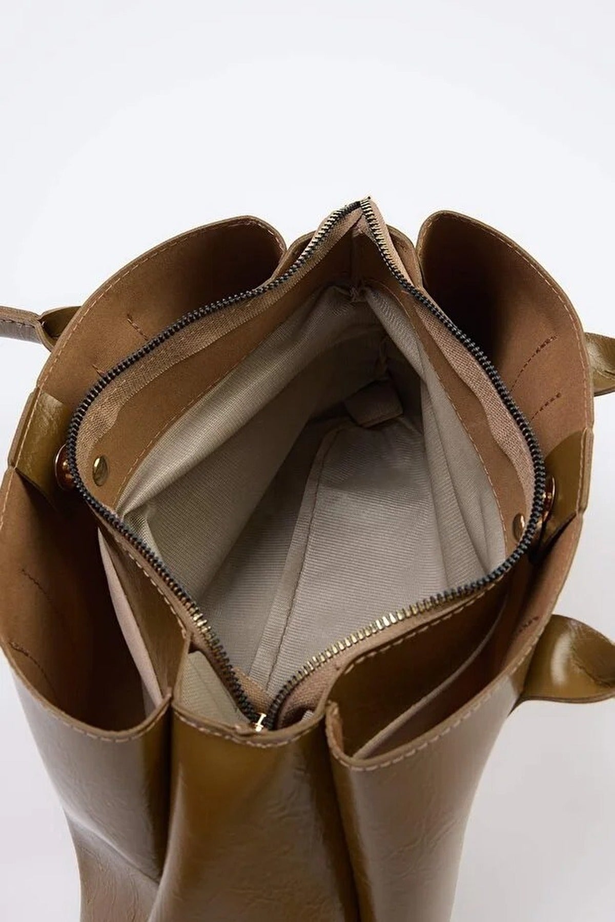Women's Medium Size Shoulder Bag