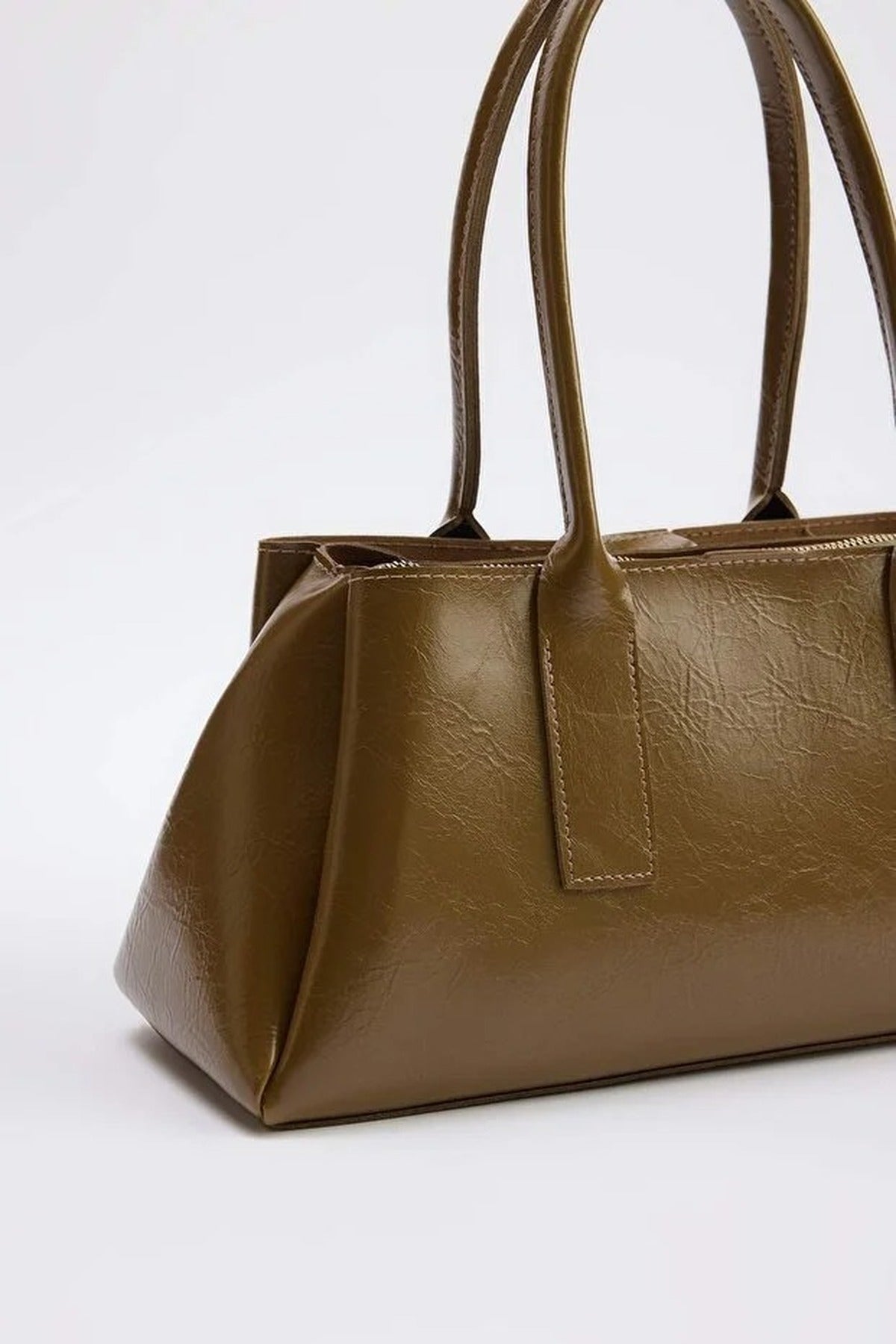 Women's Medium Size Shoulder Bag
