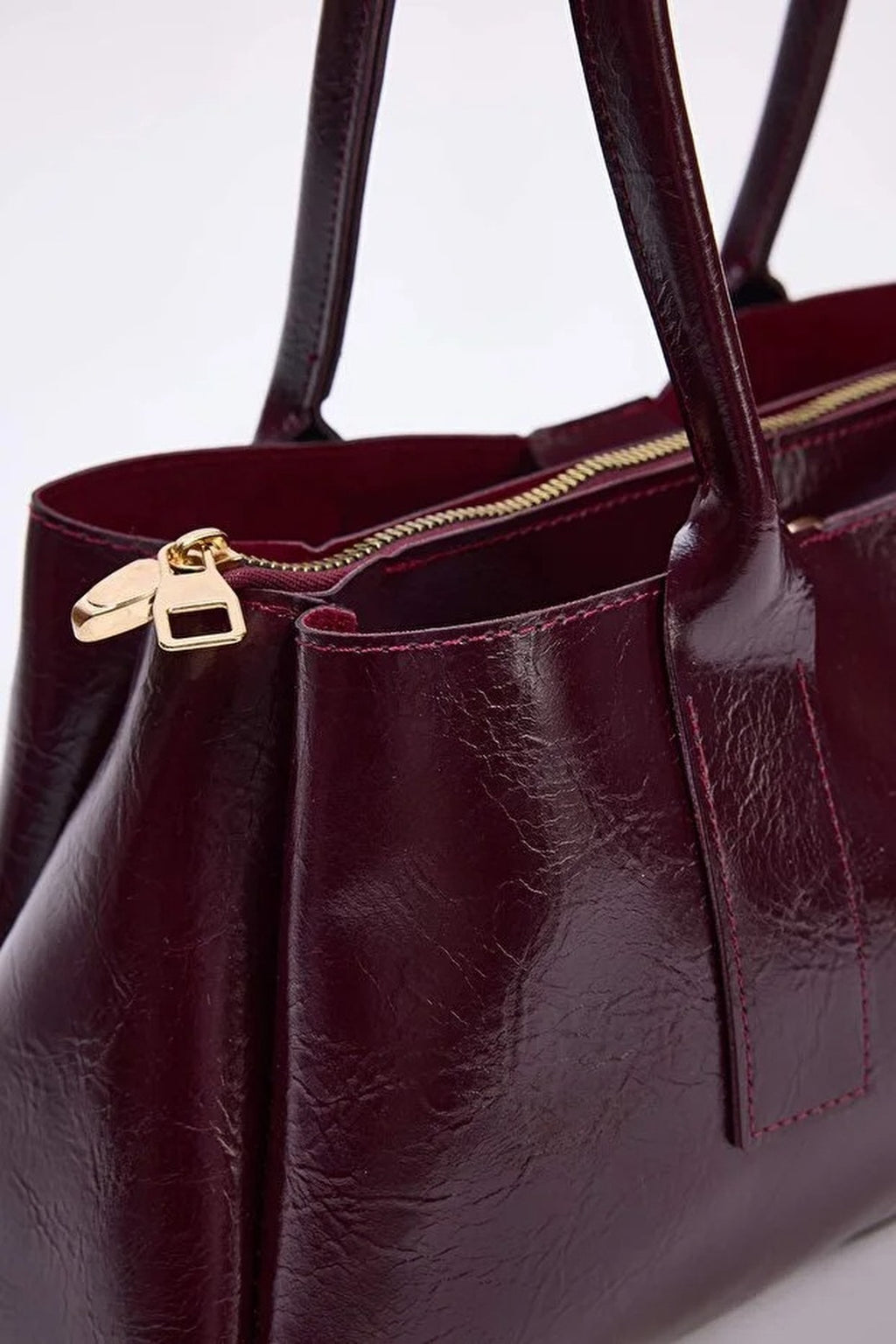 Women's Medium Size Shoulder Bag