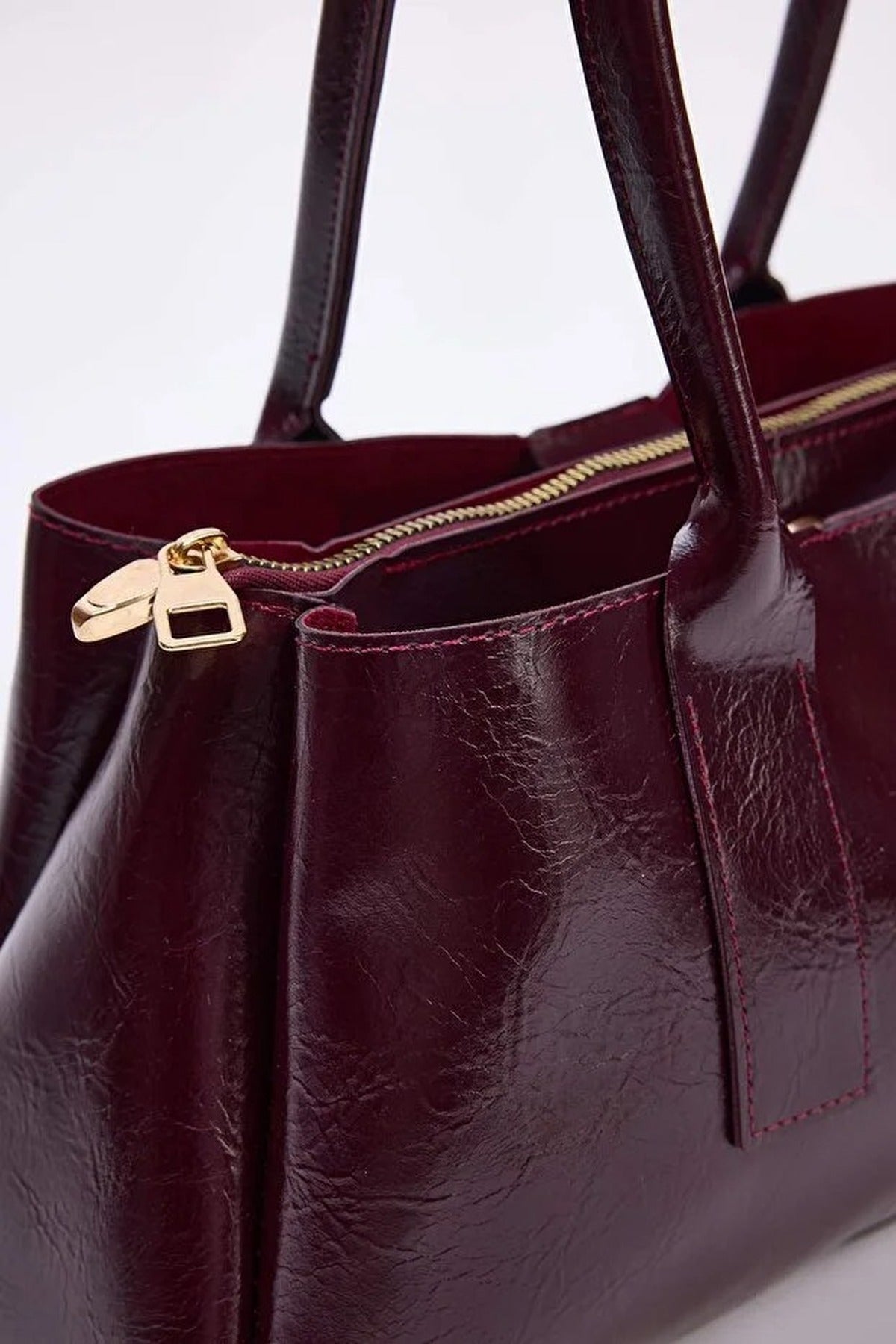 Women's Medium Size Shoulder Bag